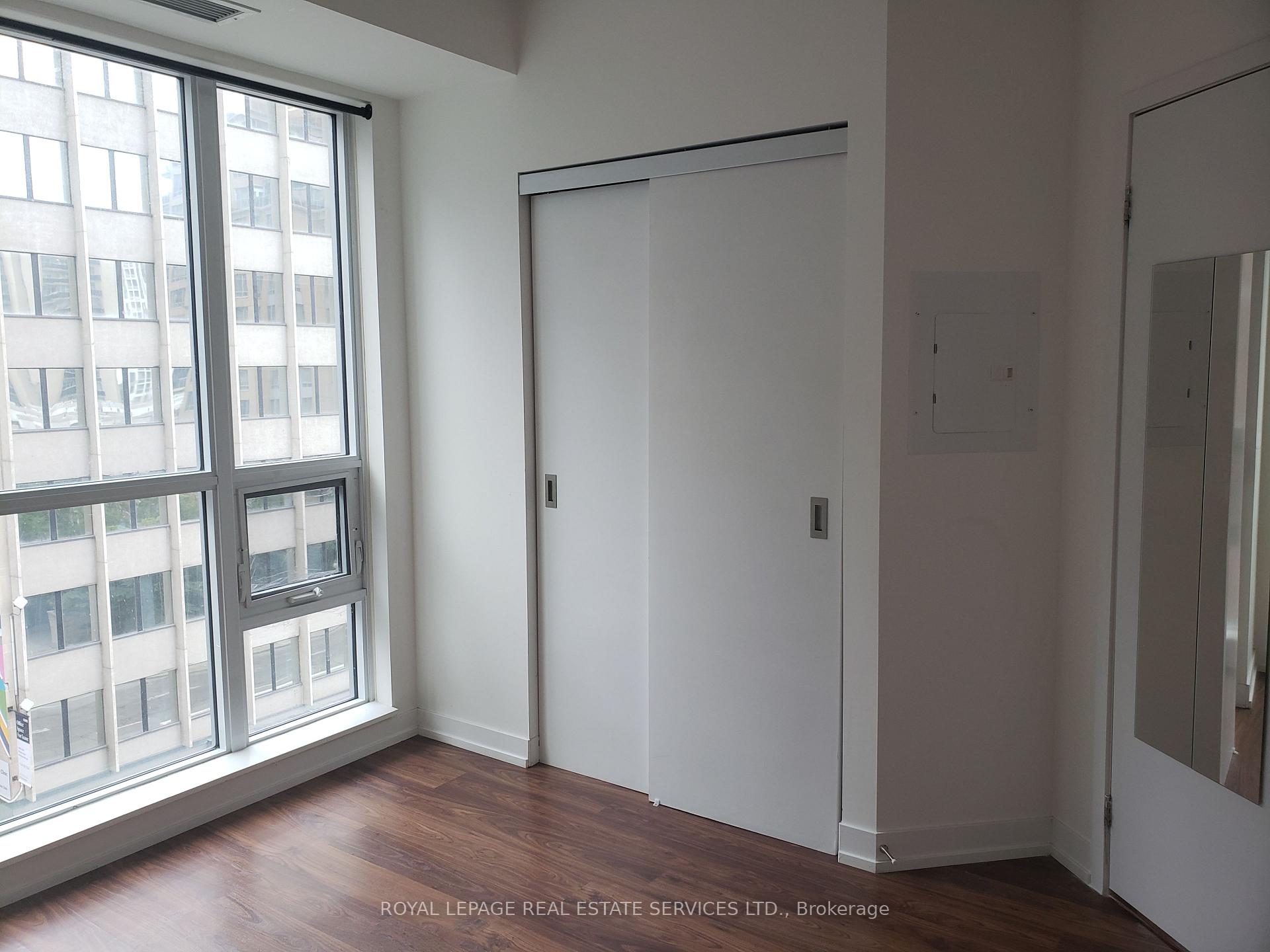 #520 - 98 Lillian St, Toronto, ON M4S0A5 | 2 Bedroom 1 Bathroom Condo Apt | Image 11