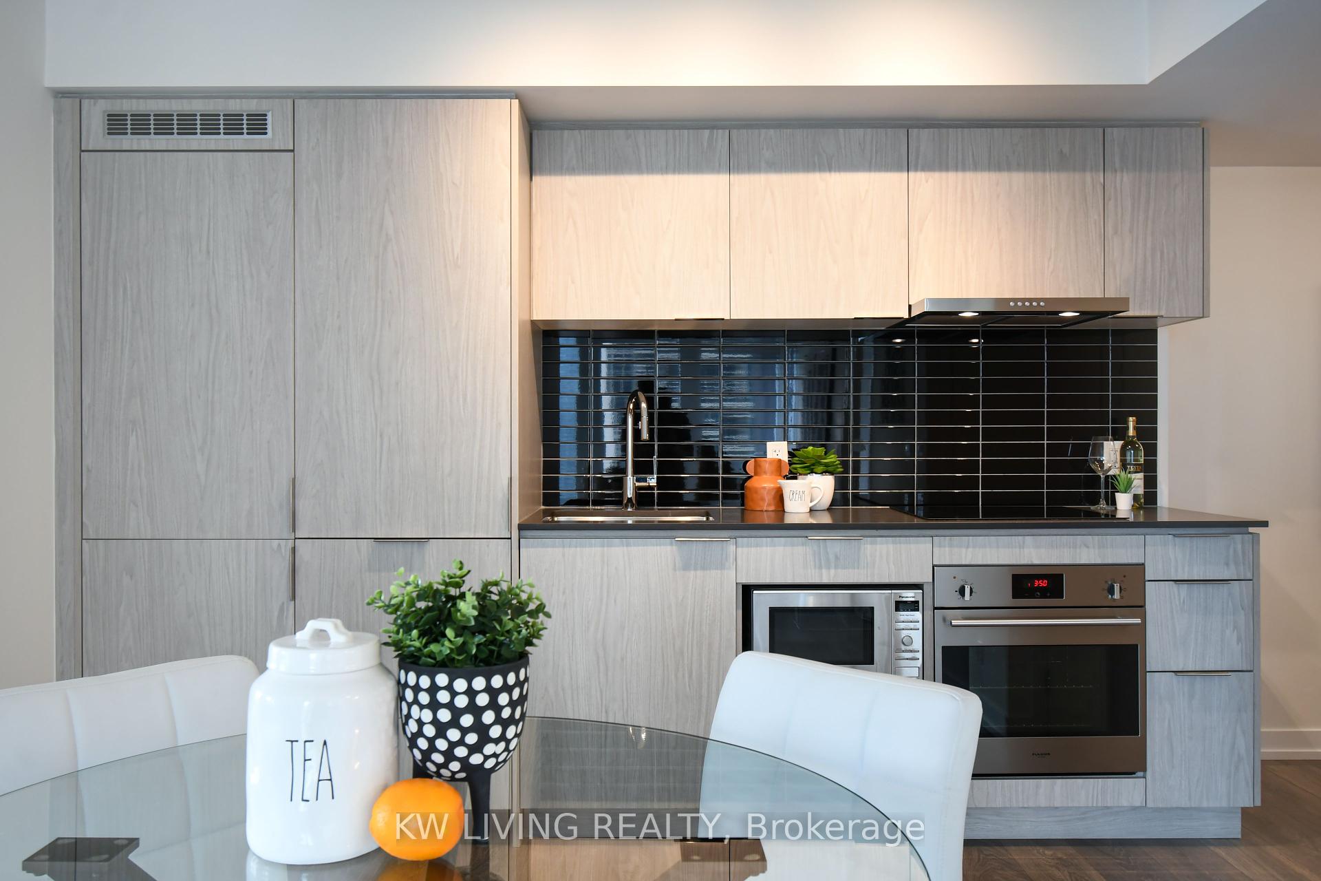 #2506 - 60 Shuter St, Toronto, ON M5B0B7 | 3 Bedroom 2 Bathroom Condo Apt | Image 5