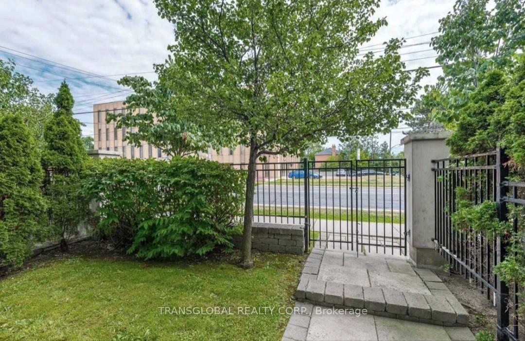 #107 - 3840 Bathurst St W, Toronto, ON M3H6C6 | 1 Bedroom 1 Bathroom Condo Apt | Image 24