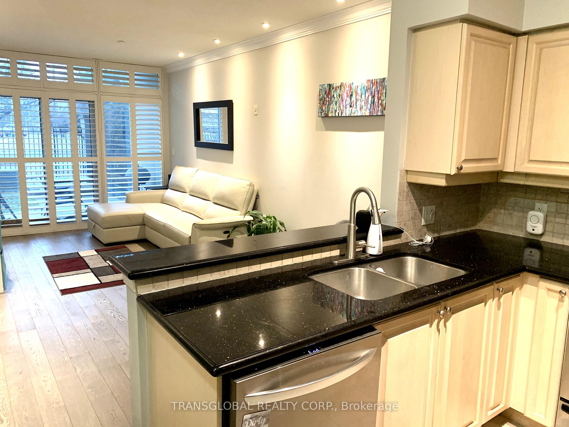 #107 - 3840 Bathurst St W, Toronto, ON M3H6C6 | 1 Bedroom 1 Bathroom Condo Apt | Image 5