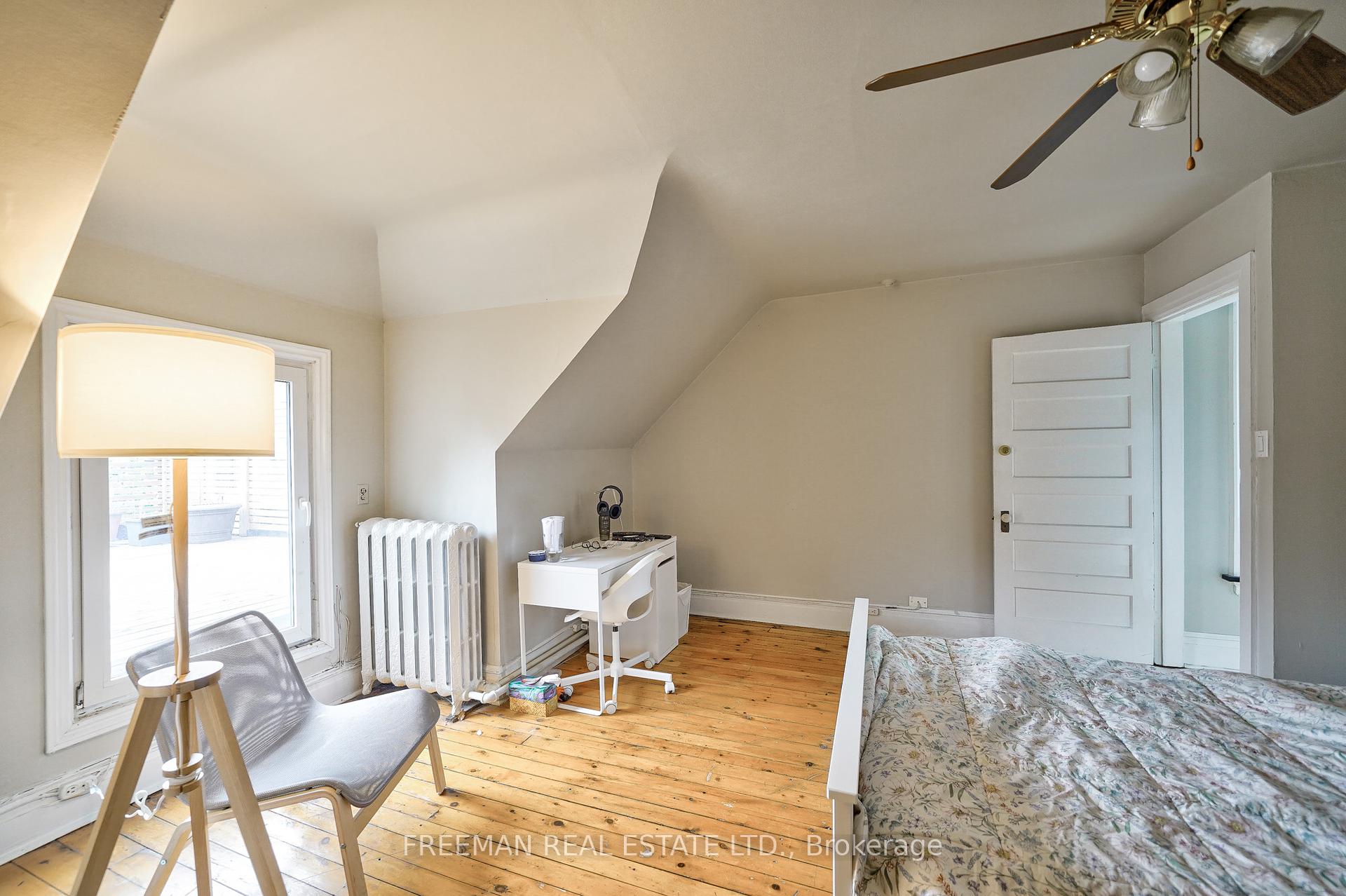 555 Markham St, Toronto, ON M6G2L6 | 5 Bedroom 3 Bathroom Semi-Detached House | Image 24