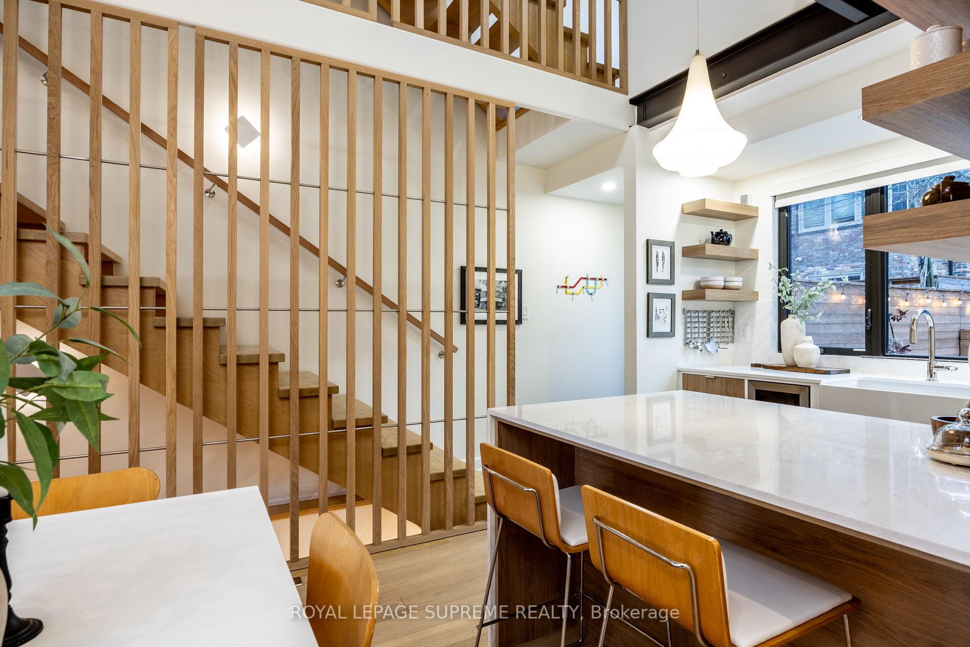 27 Palmerston Sq, Toronto, ON M6G2S8 | 3 Bedroom 4 Bathroom Detached House | Image 16