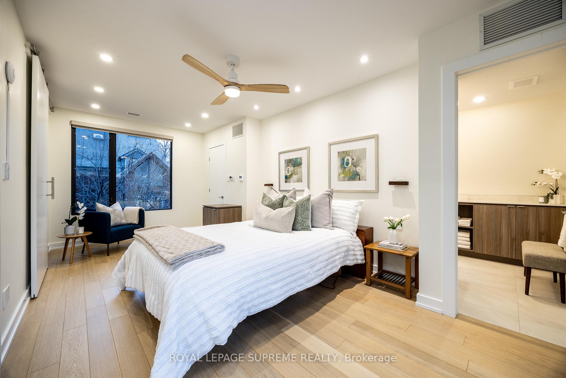 27 Palmerston Sq, Toronto, ON M6G2S8 | 3 Bedroom 4 Bathroom Detached House | Image 28