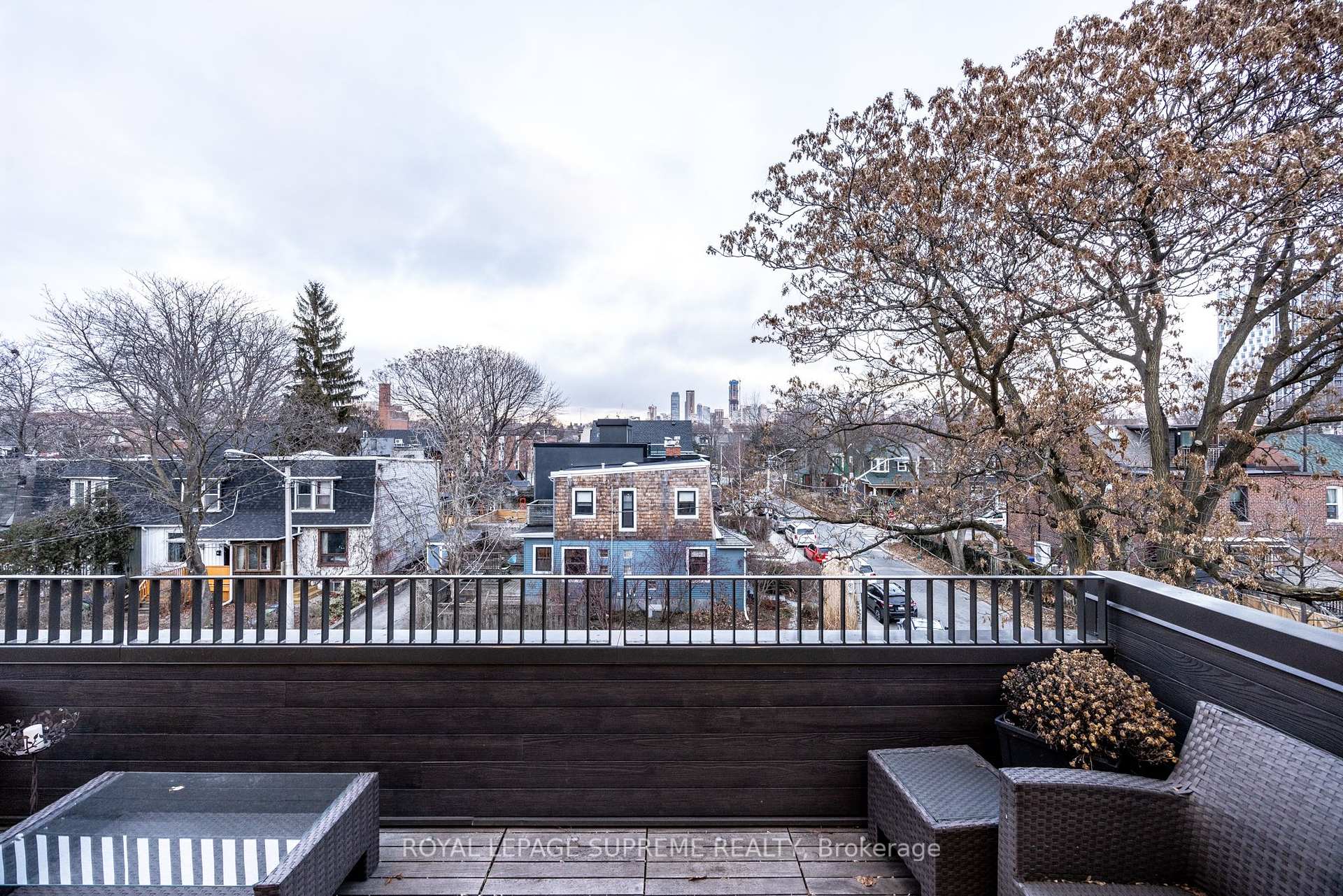 27 Palmerston Sq, Toronto, ON M6G2S8 | 3 Bedroom 4 Bathroom Detached House | Image 30