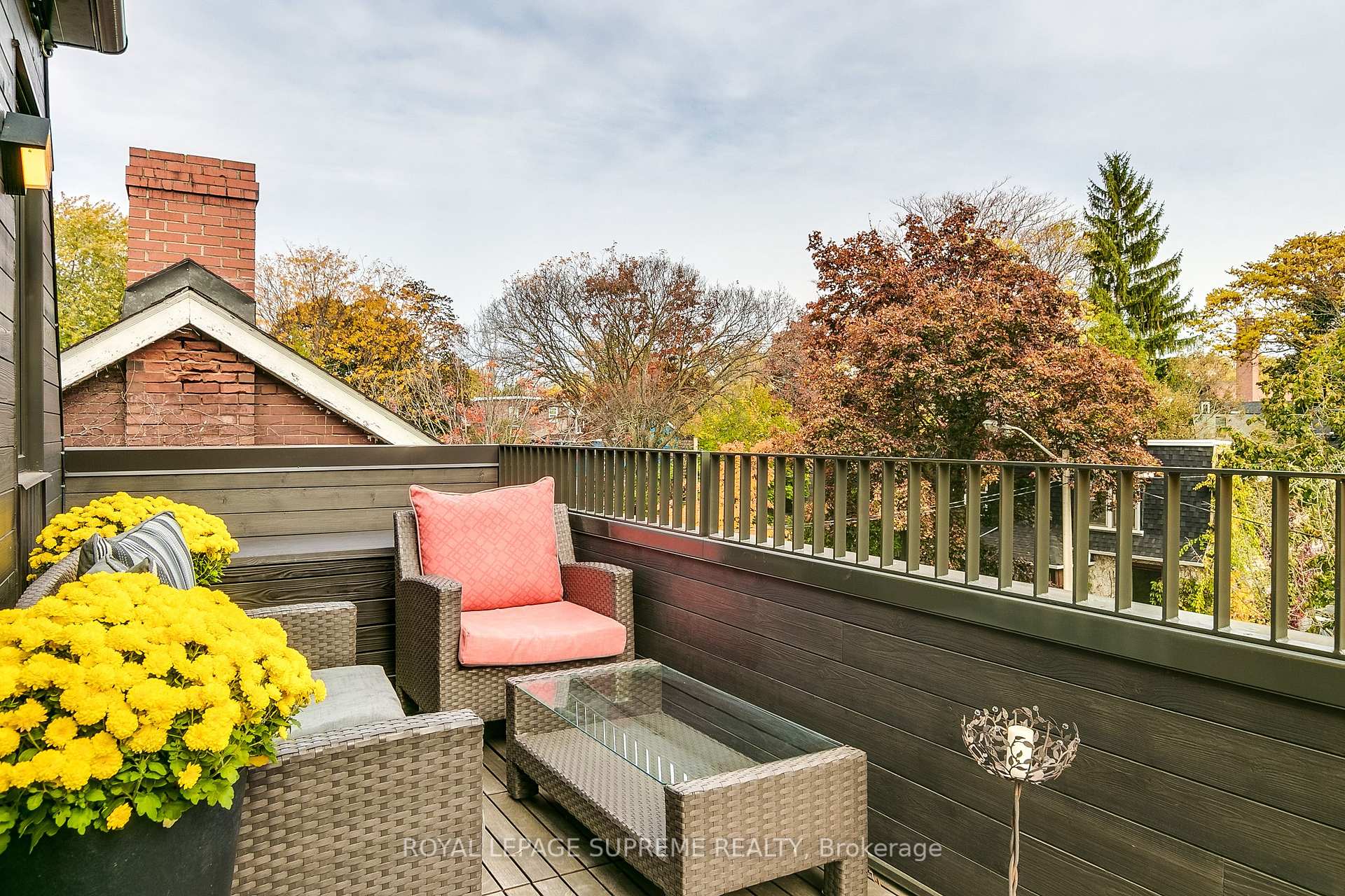 27 Palmerston Sq, Toronto, ON M6G2S8 | 3 Bedroom 4 Bathroom Detached House | Image 31