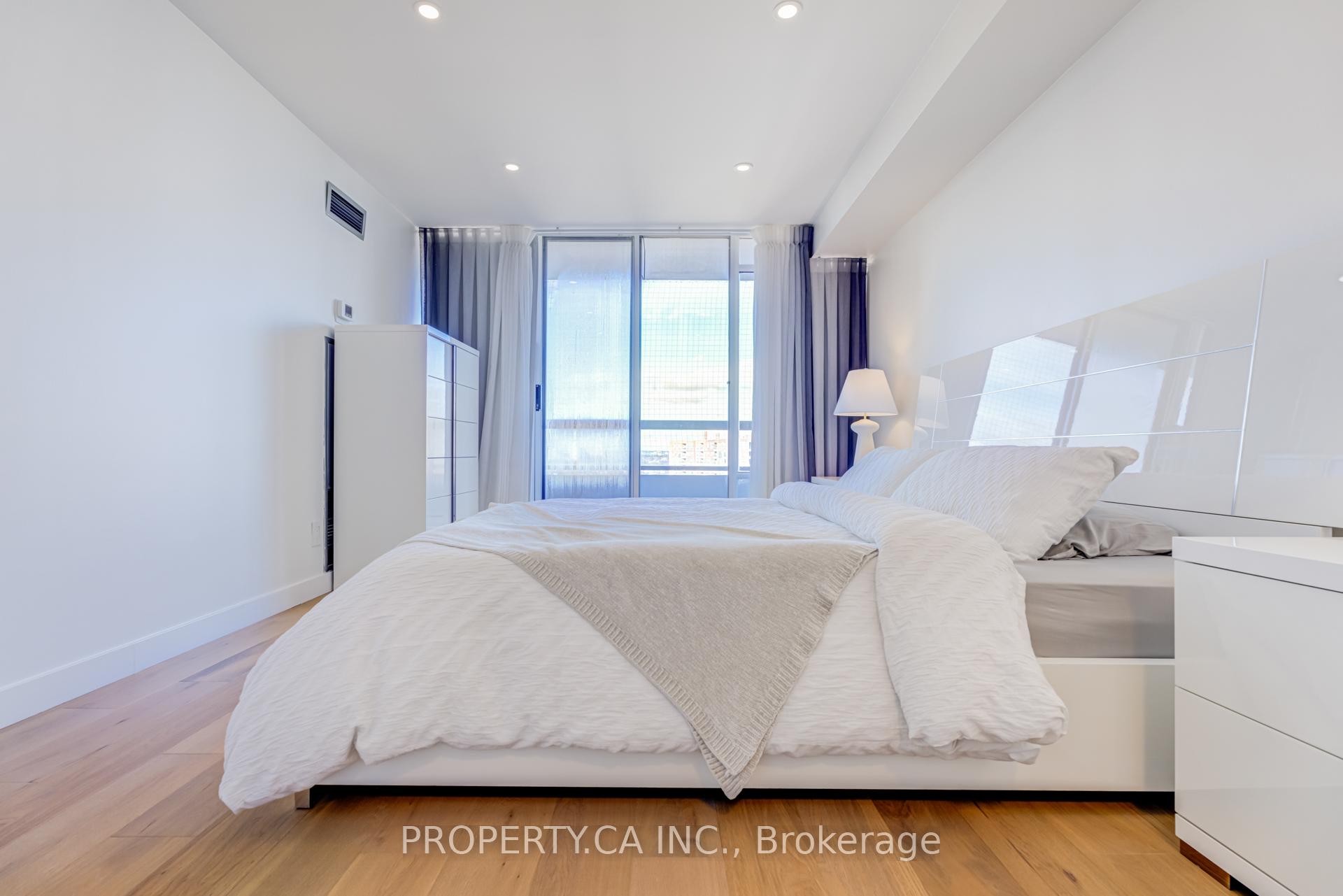 #1206 - 1121 Steeles Ave, Toronto, ON M2R3W7 | 2 Bedroom 2 Bathroom Condo Apt | Image 14