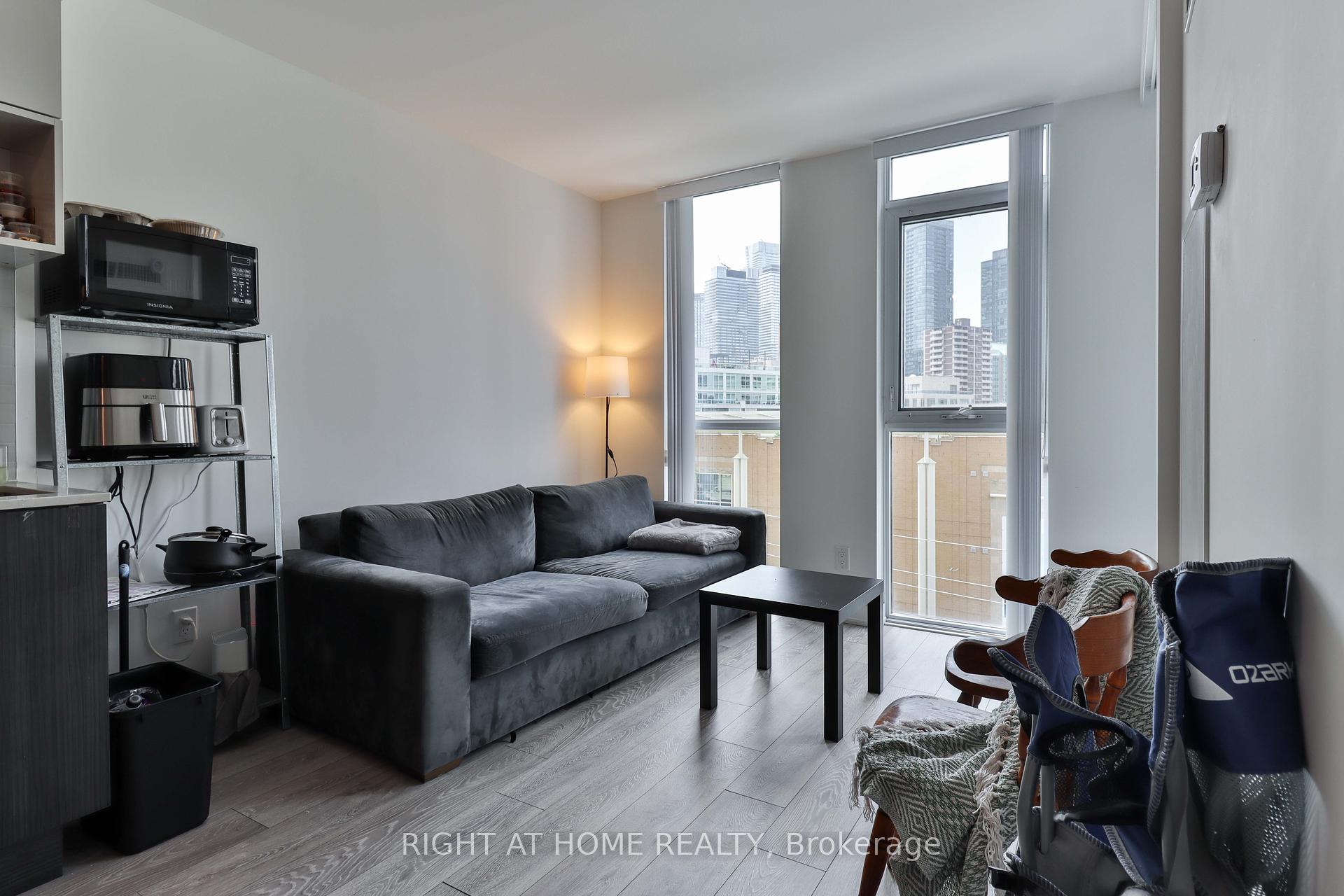 #406 - 159 Wellesley St E, Toronto, ON M4Y0H5 | 1 Bedroom 1 Bathroom Condo Apt | Image 36