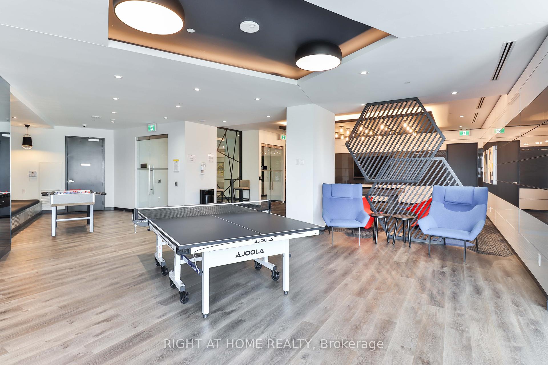 #406 - 159 Wellesley St E, Toronto, ON M4Y0H5 | 1 Bedroom 1 Bathroom Condo Apt | Image 9