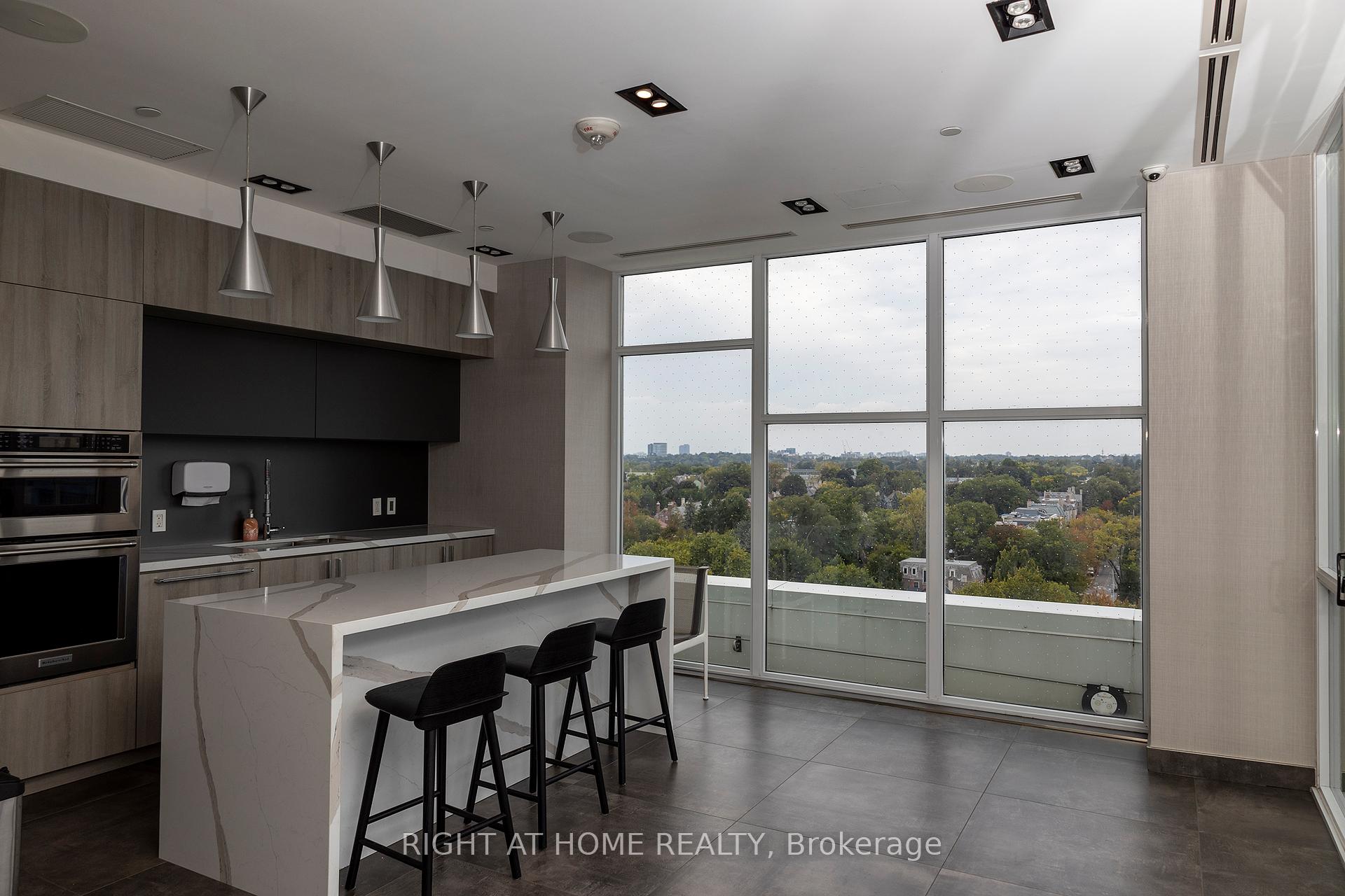 #0207 - 223 St. Clair Ave W, Toronto, ON M4V0A5 | 2 Bedroom 2 Bathroom Condo Apt | Image 24