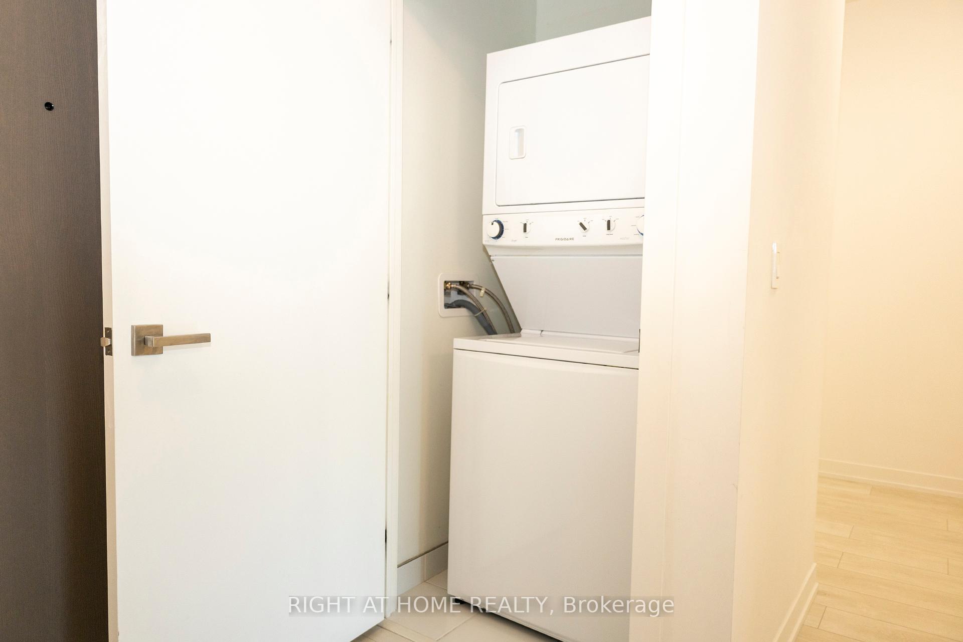 #0207 - 223 St. Clair Ave W, Toronto, ON M4V0A5 | 2 Bedroom 2 Bathroom Condo Apt | Image 5