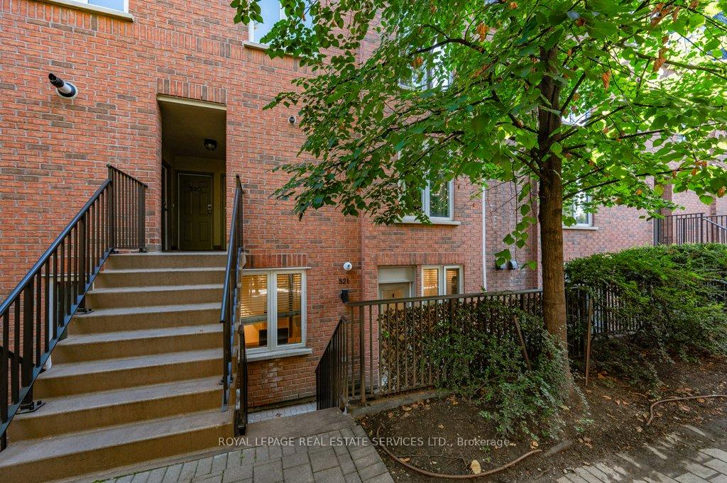 #521 - 10 Douro St, Toronto, ON M6K3M4 | 2 Bedroom 1 Bathroom Condo Townhouse | Image 3