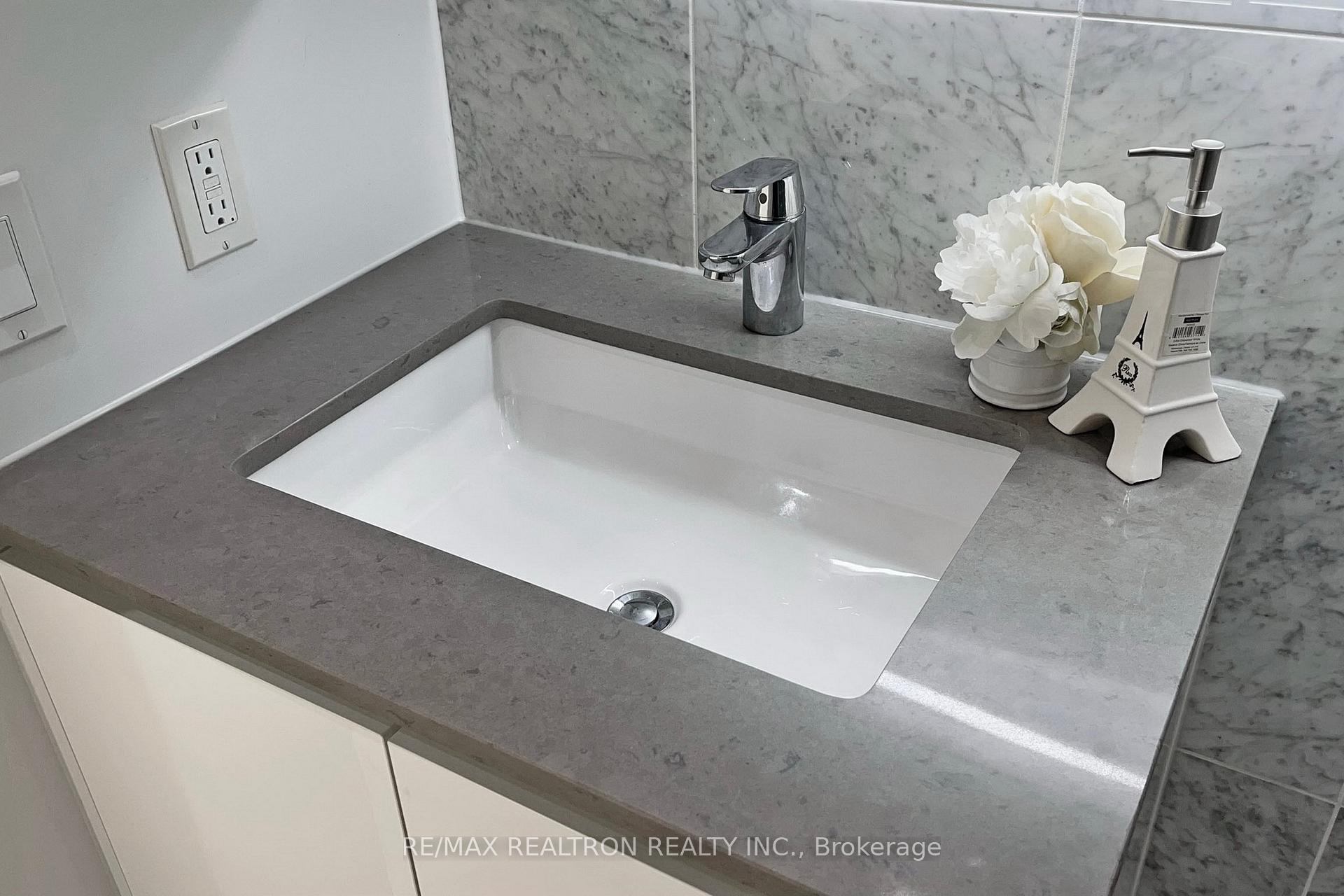 #2711 - 115 Mcmahon Dr, Toronto, ON M2K0A4 | 3 Bedroom 2 Bathroom Condo Apt | Image 15