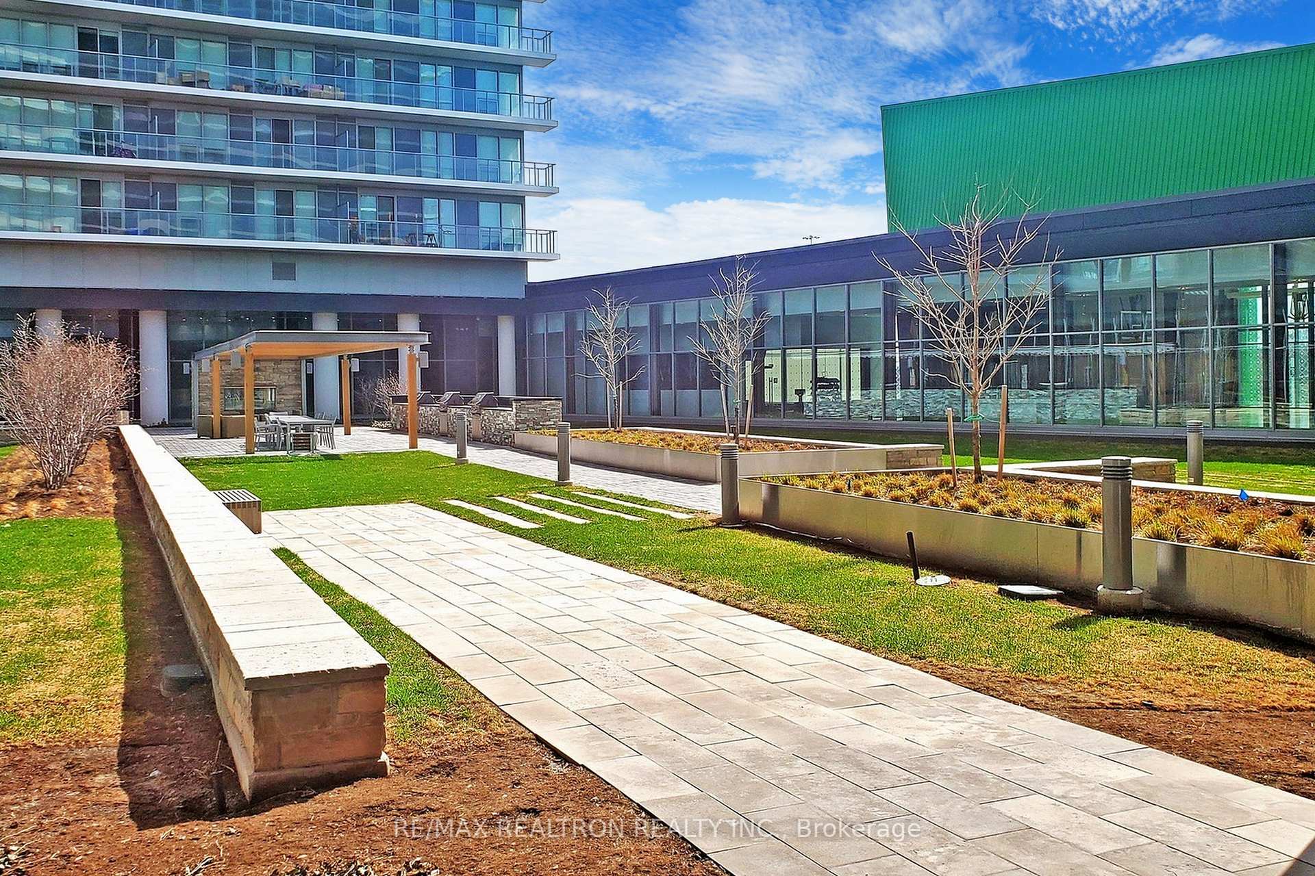 #2711 - 115 Mcmahon Dr, Toronto, ON M2K0A4 | 3 Bedroom 2 Bathroom Condo Apt | Image 31