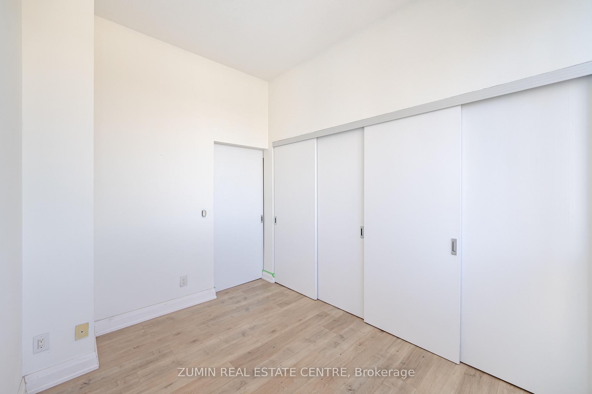 #3502 - 8 Charlotte St, Toronto, ON M5V0K4 | 2 Bedroom 2 Bathroom Condo Apt | Image 15