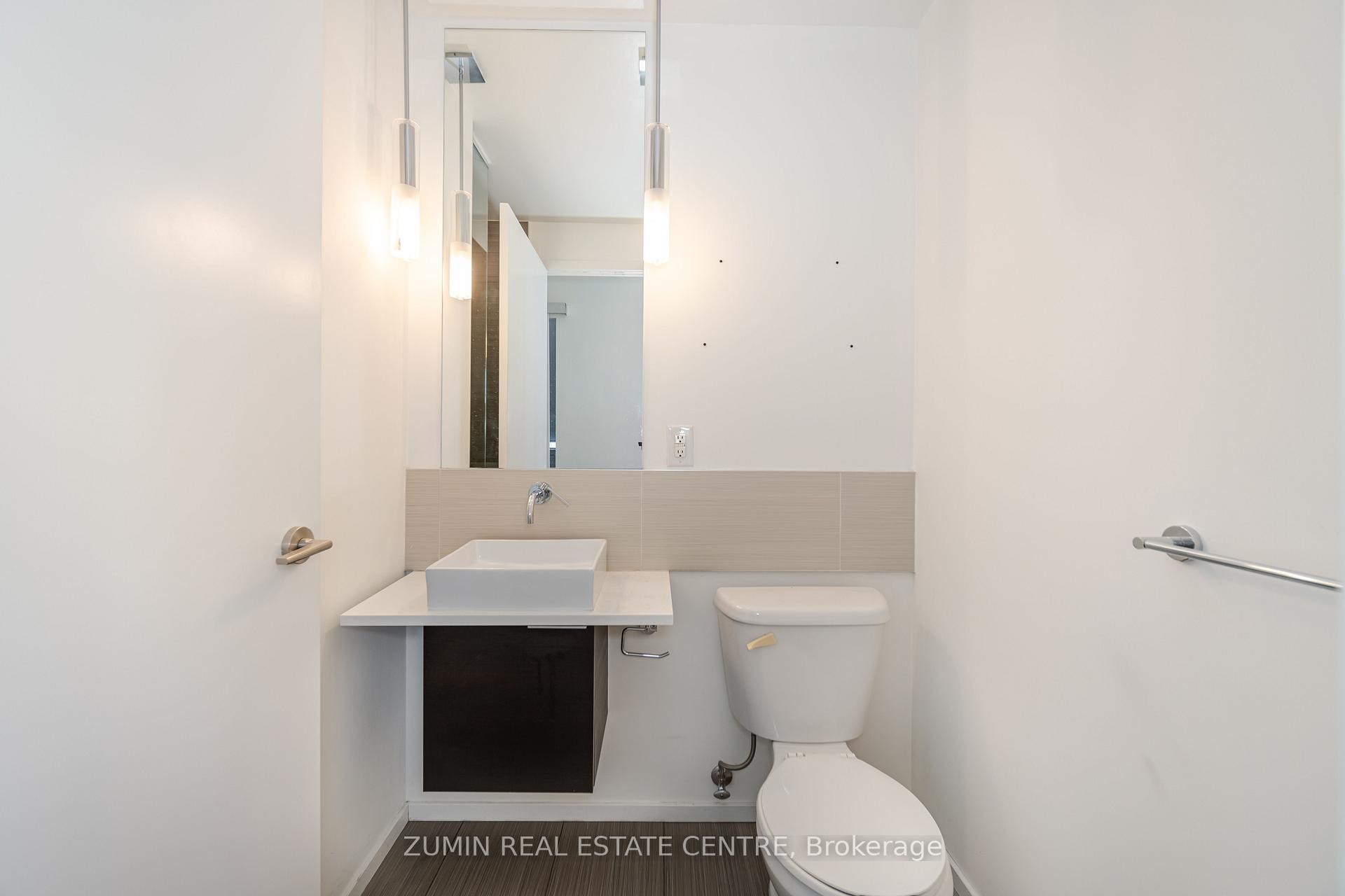 #3502 - 8 Charlotte St, Toronto, ON M5V0K4 | 2 Bedroom 2 Bathroom Condo Apt | Image 16