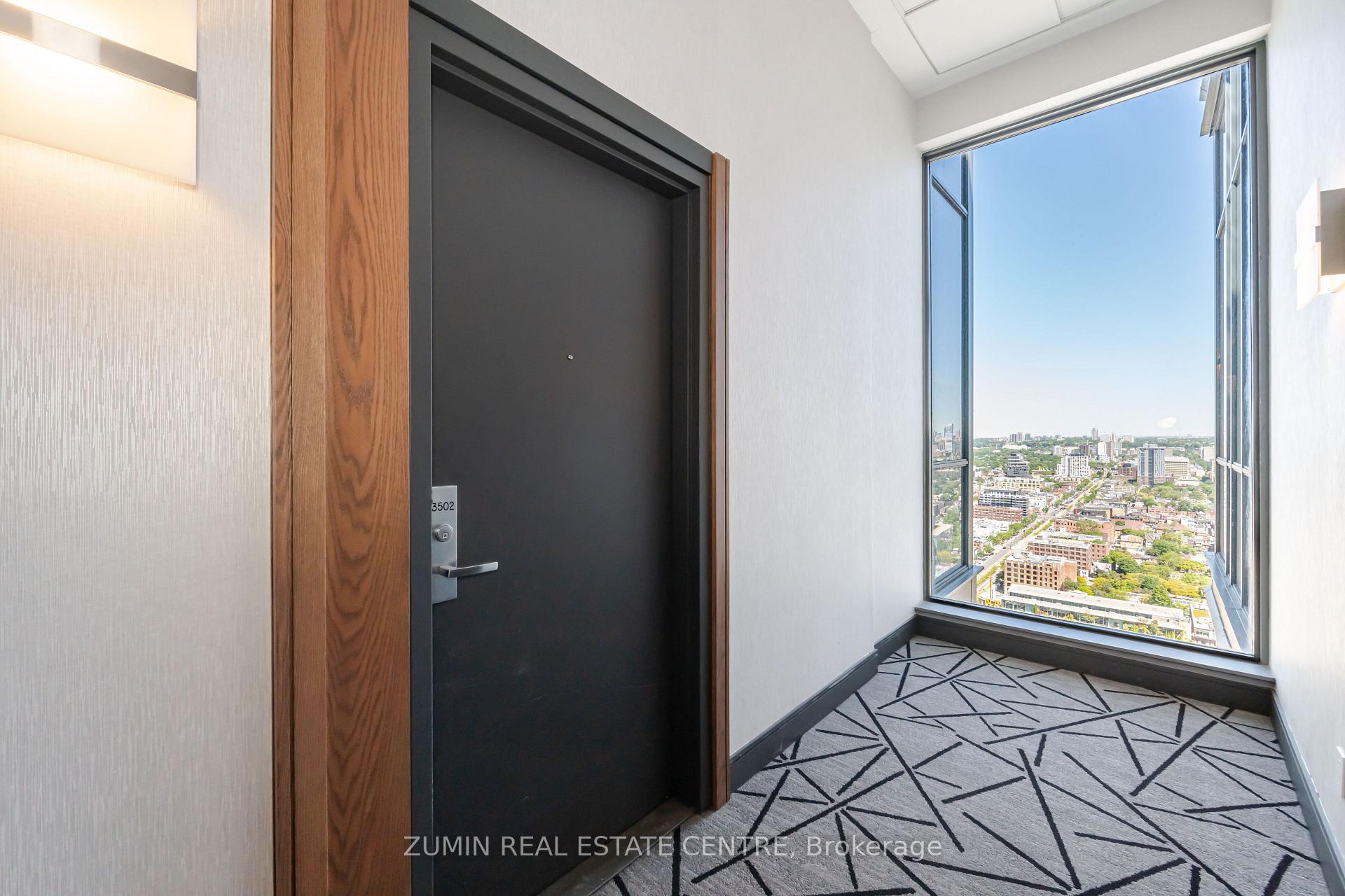 #3502 - 8 Charlotte St, Toronto, ON M5V0K4 | 2 Bedroom 2 Bathroom Condo Apt | Image 3