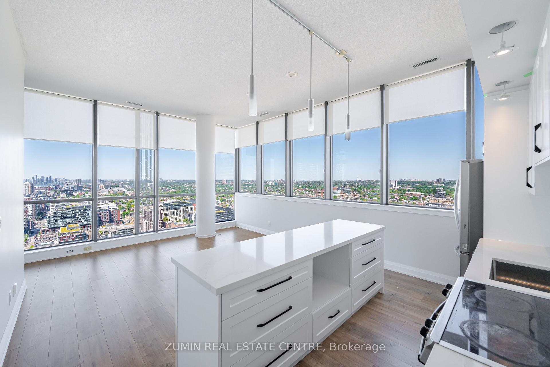 #3502 - 8 Charlotte St, Toronto, ON M5V0K4 | 2 Bedroom 2 Bathroom Condo Apt | Image 9