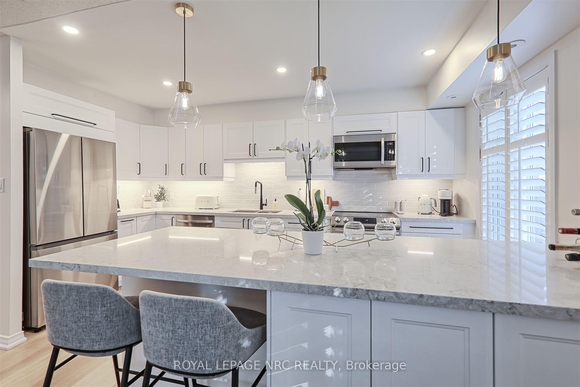 #1225 - 21 Pirandello St W, Toronto, ON M6K3P4 | 2 Bedroom 2 Bathroom Condo Townhouse | Image 13