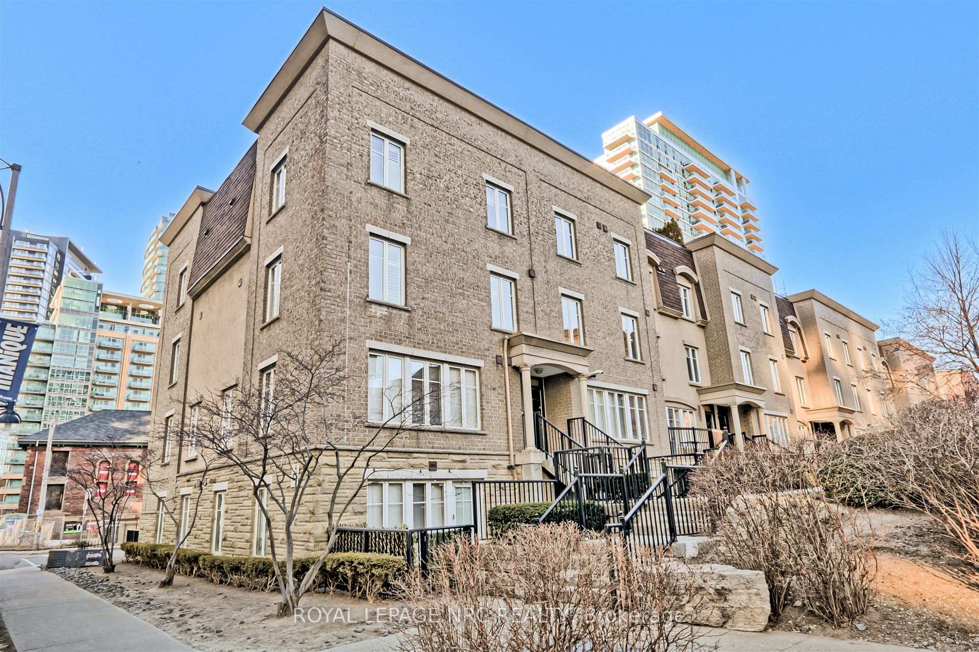 #1225 - 21 Pirandello St W, Toronto, ON M6K3P4 | 2 Bedroom 2 Bathroom Condo Townhouse | Image 36