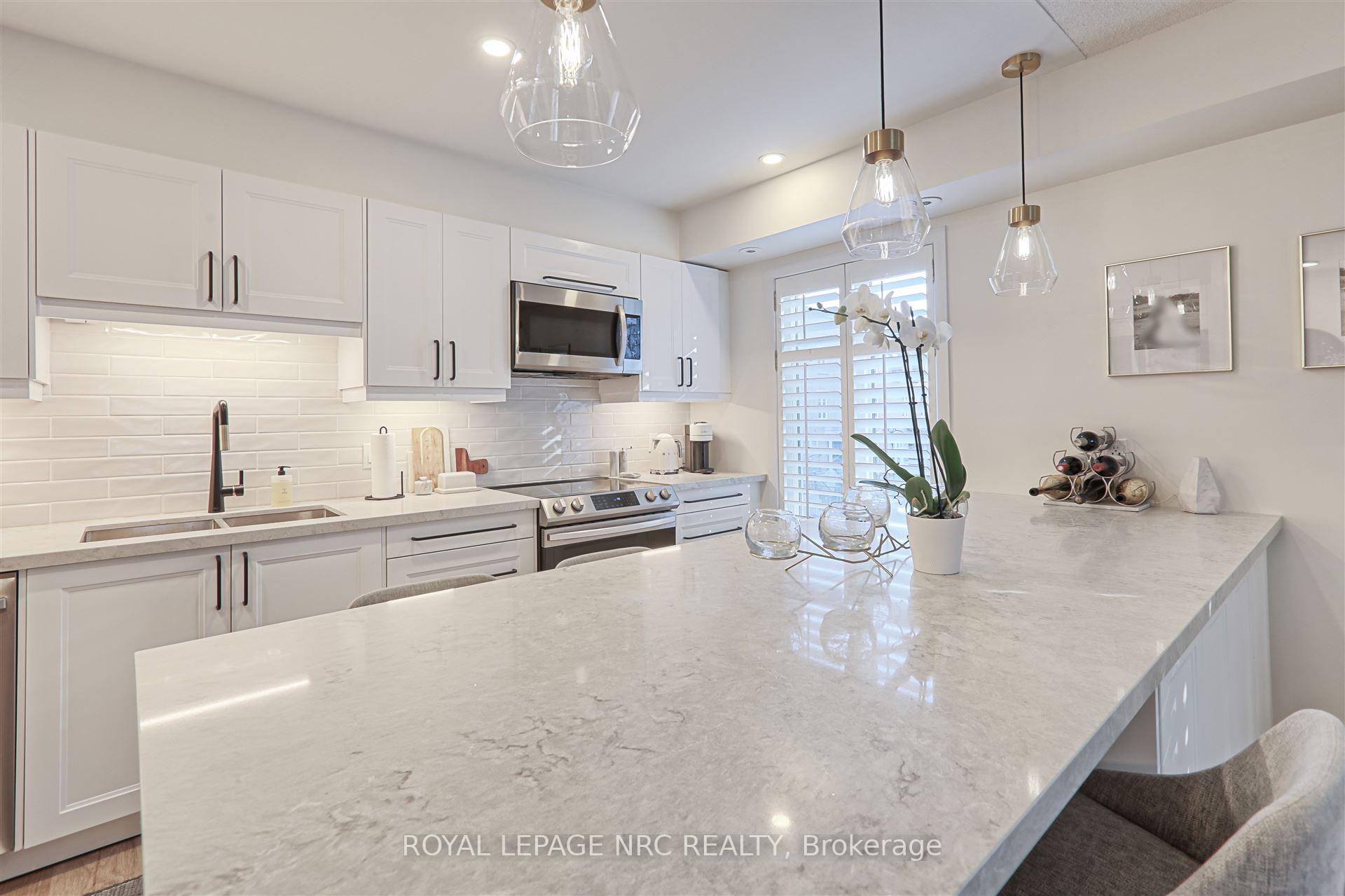 #1225 - 21 Pirandello St W, Toronto, ON M6K3P4 | 2 Bedroom 2 Bathroom Condo Townhouse | Image 9