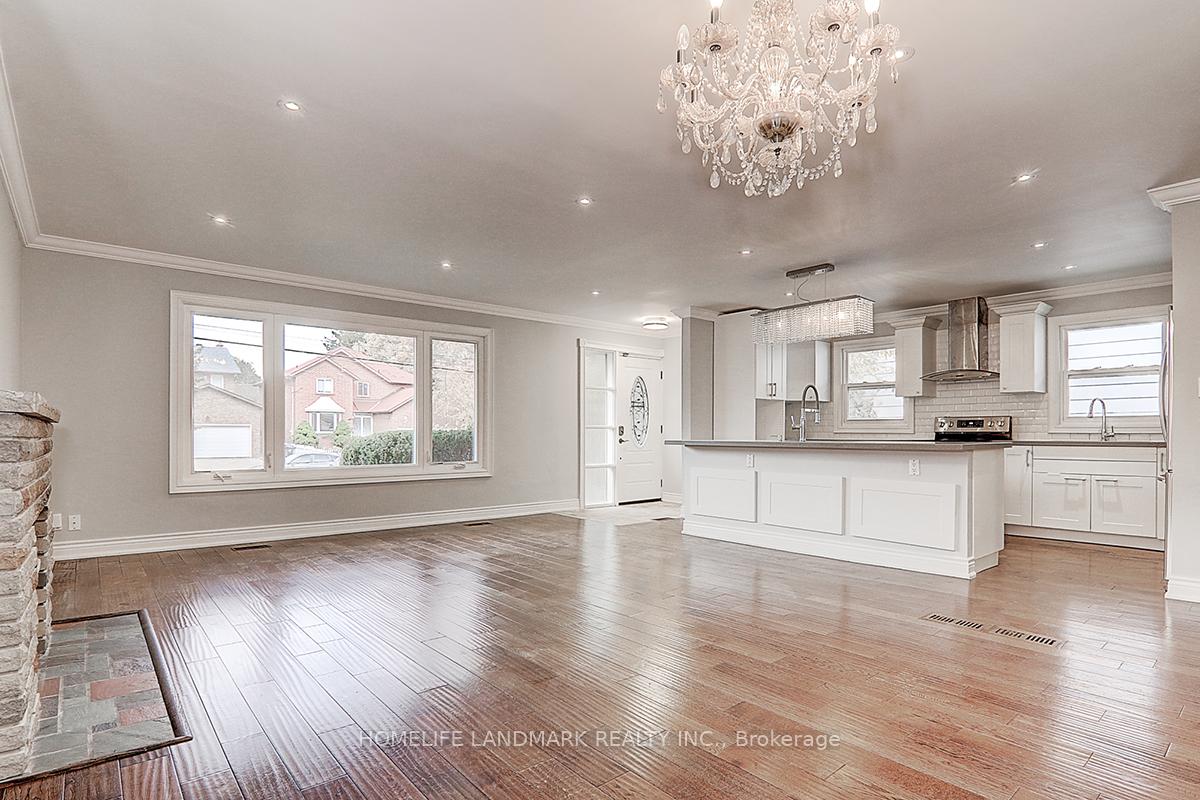 367 Cummer Ave, Toronto, ON M2M2G3 | 3 Bedroom 3 Bathroom Detached House | Image 10