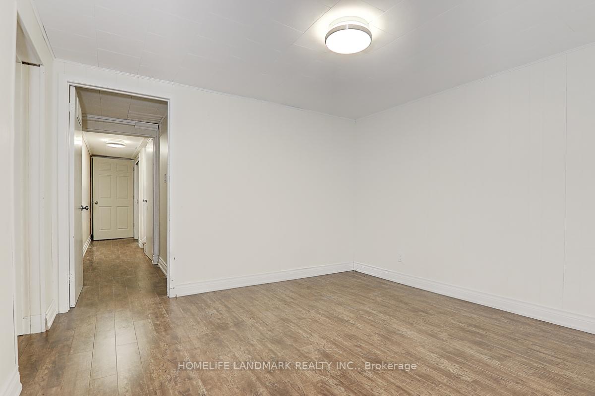 367 Cummer Ave, Toronto, ON M2M2G3 | 3 Bedroom 3 Bathroom Detached House | Image 32