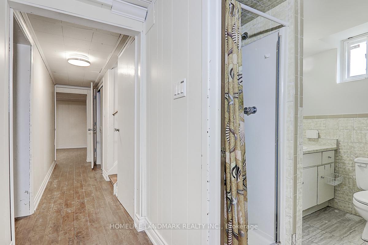 367 Cummer Ave, Toronto, ON M2M2G3 | 3 Bedroom 3 Bathroom Detached House | Image 39