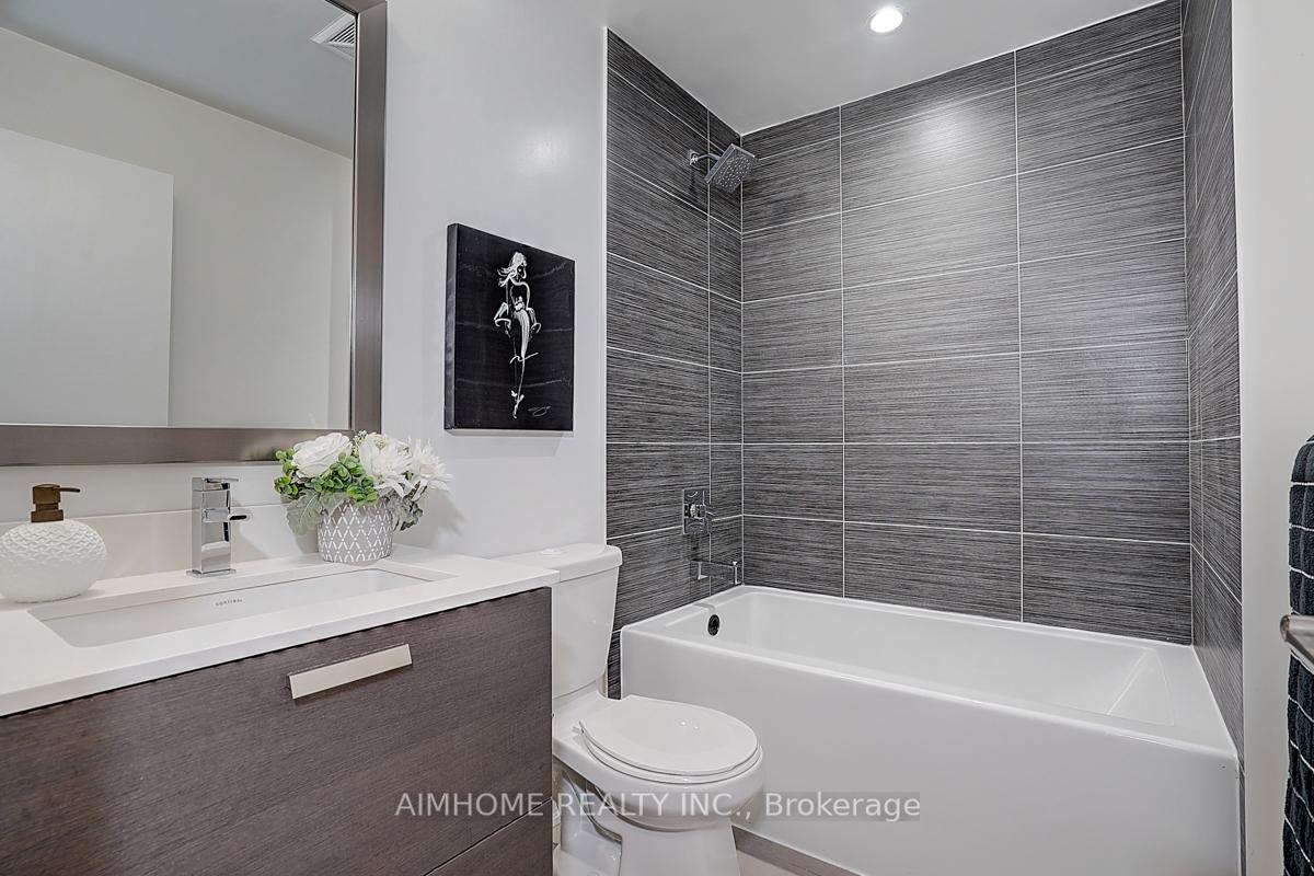 #3209 - 11 Bogert Ave, Toronto, ON M2N1K4 | 2 Bedroom 2 Bathroom Condo Apt | Image 9