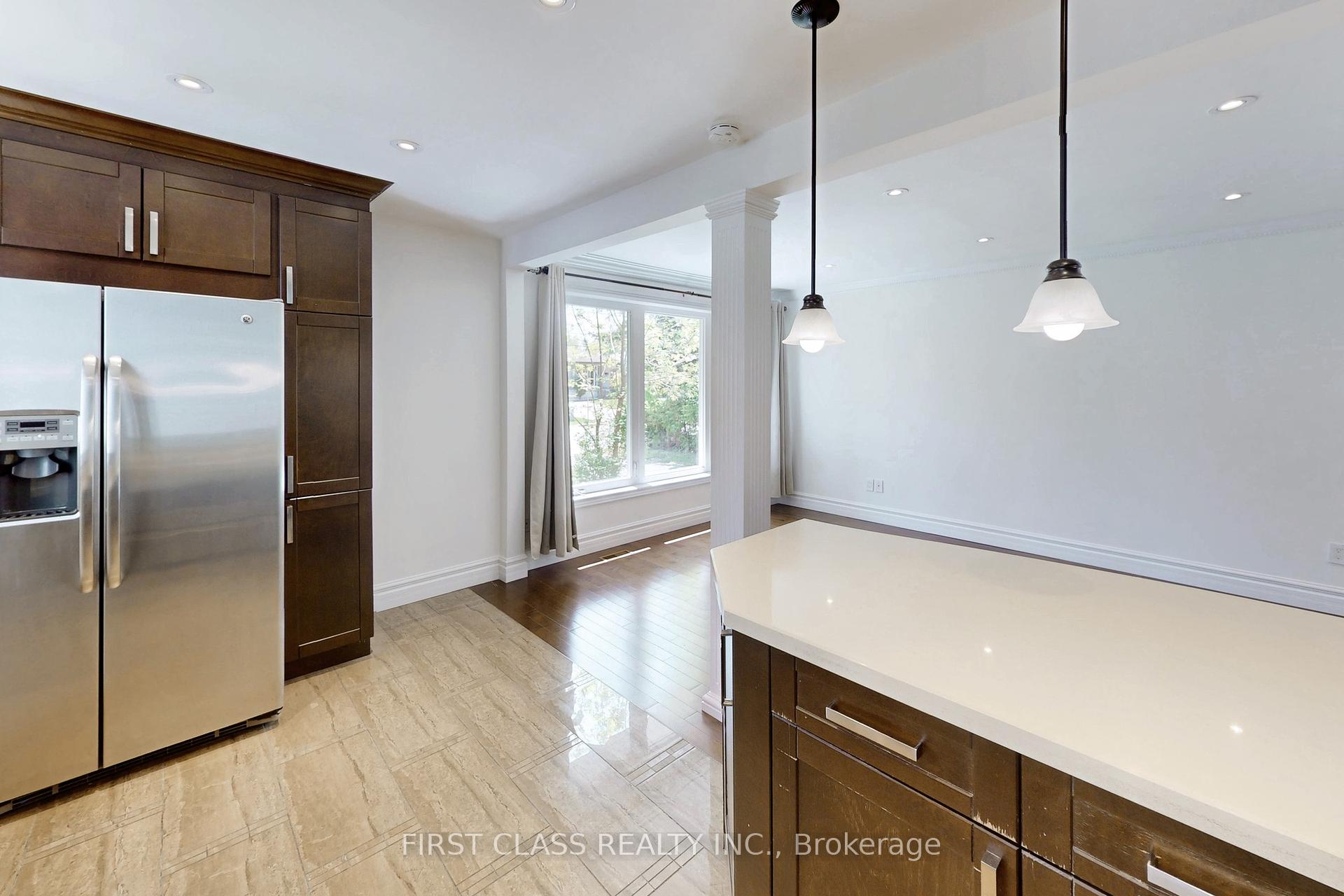 204 Pemberton Ave, Toronto, ON M2M1Y8 | 3 Bedroom 3 Bathroom Detached House | Image 10