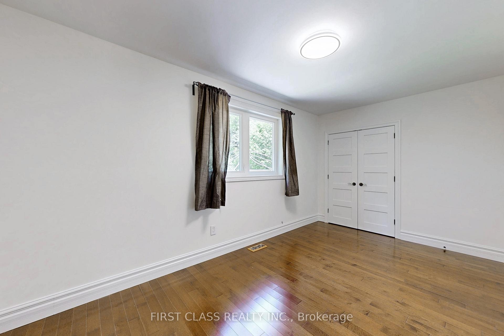 204 Pemberton Ave, Toronto, ON M2M1Y8 | 3 Bedroom 3 Bathroom Detached House | Image 12