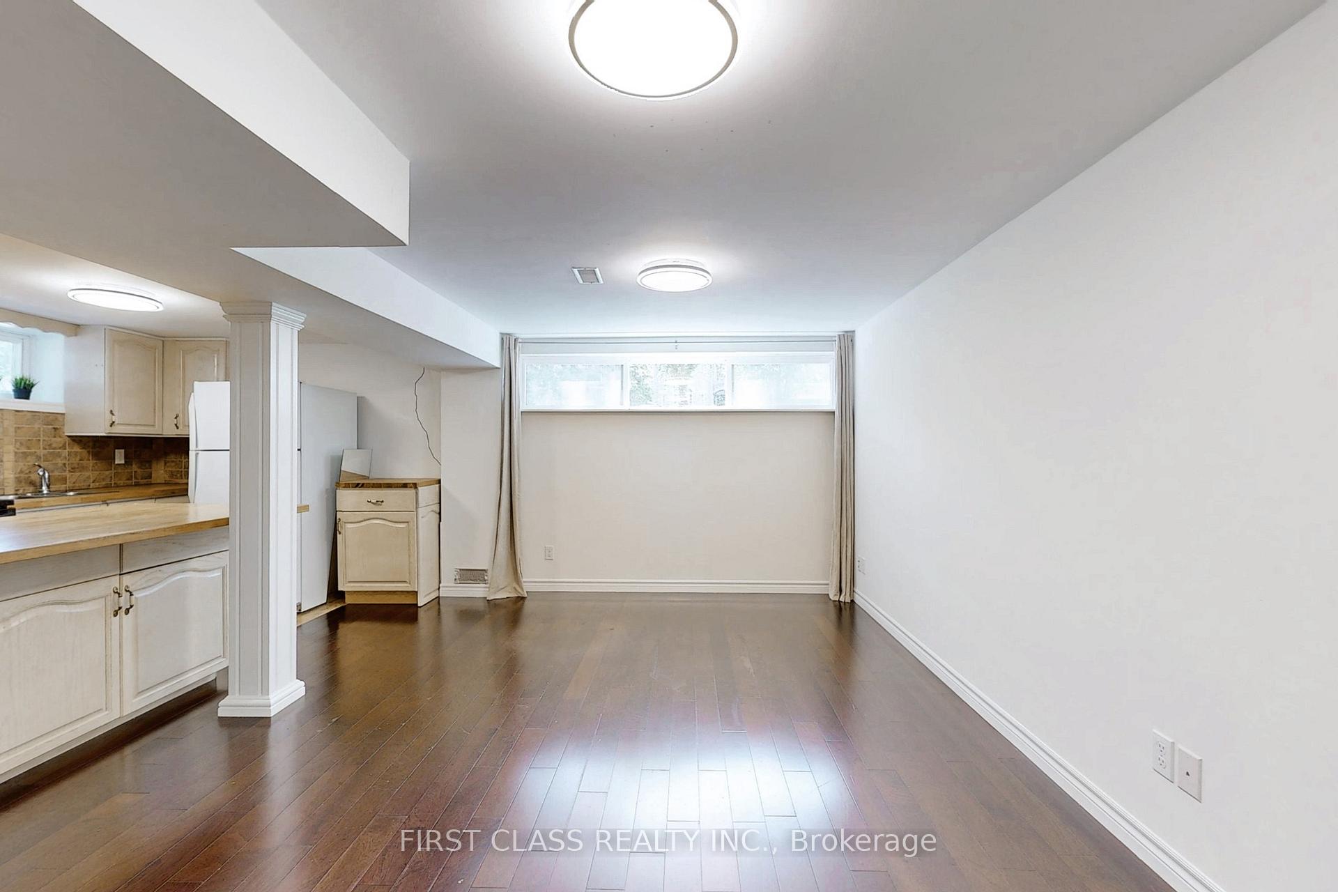 204 Pemberton Ave, Toronto, ON M2M1Y8 | 3 Bedroom 3 Bathroom Detached House | Image 22