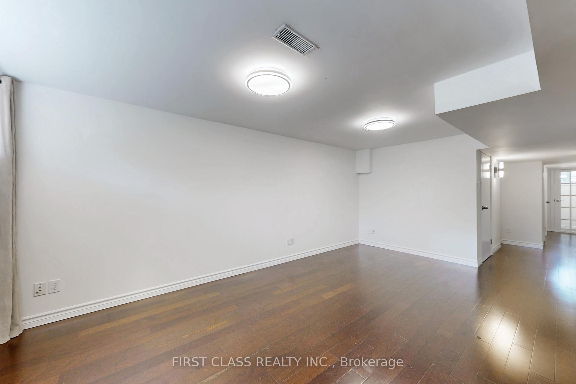 204 Pemberton Ave, Toronto, ON M2M1Y8 | 3 Bedroom 3 Bathroom Detached House | Image 23