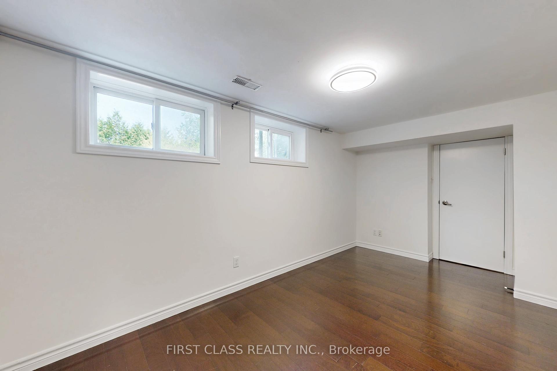 204 Pemberton Ave, Toronto, ON M2M1Y8 | 3 Bedroom 3 Bathroom Detached House | Image 27