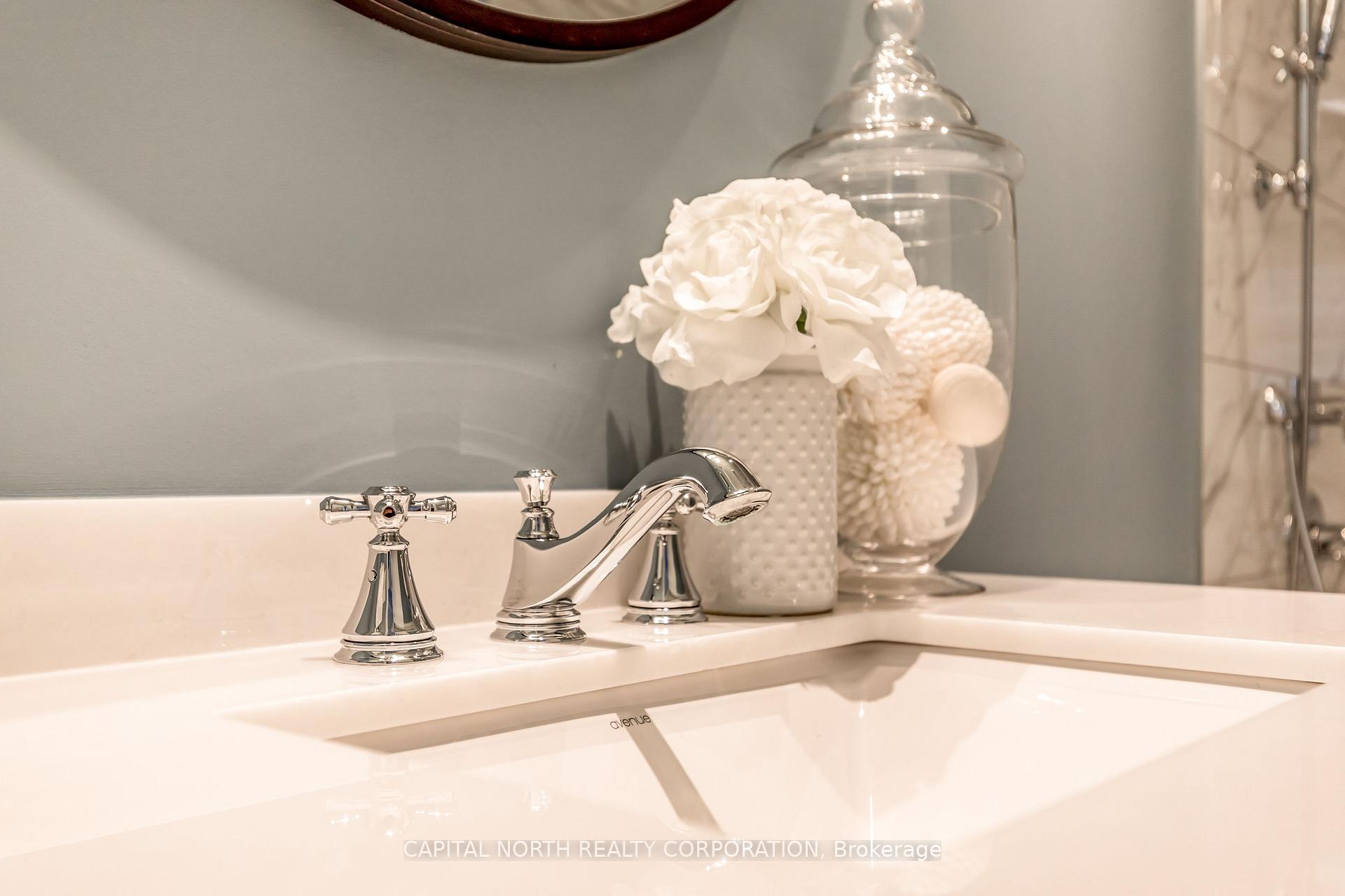 #PH105 - 460 Adelaide St E, Toronto, ON M5A0E7 | 2 Bedroom 2 Bathroom Condo Apt | Image 21