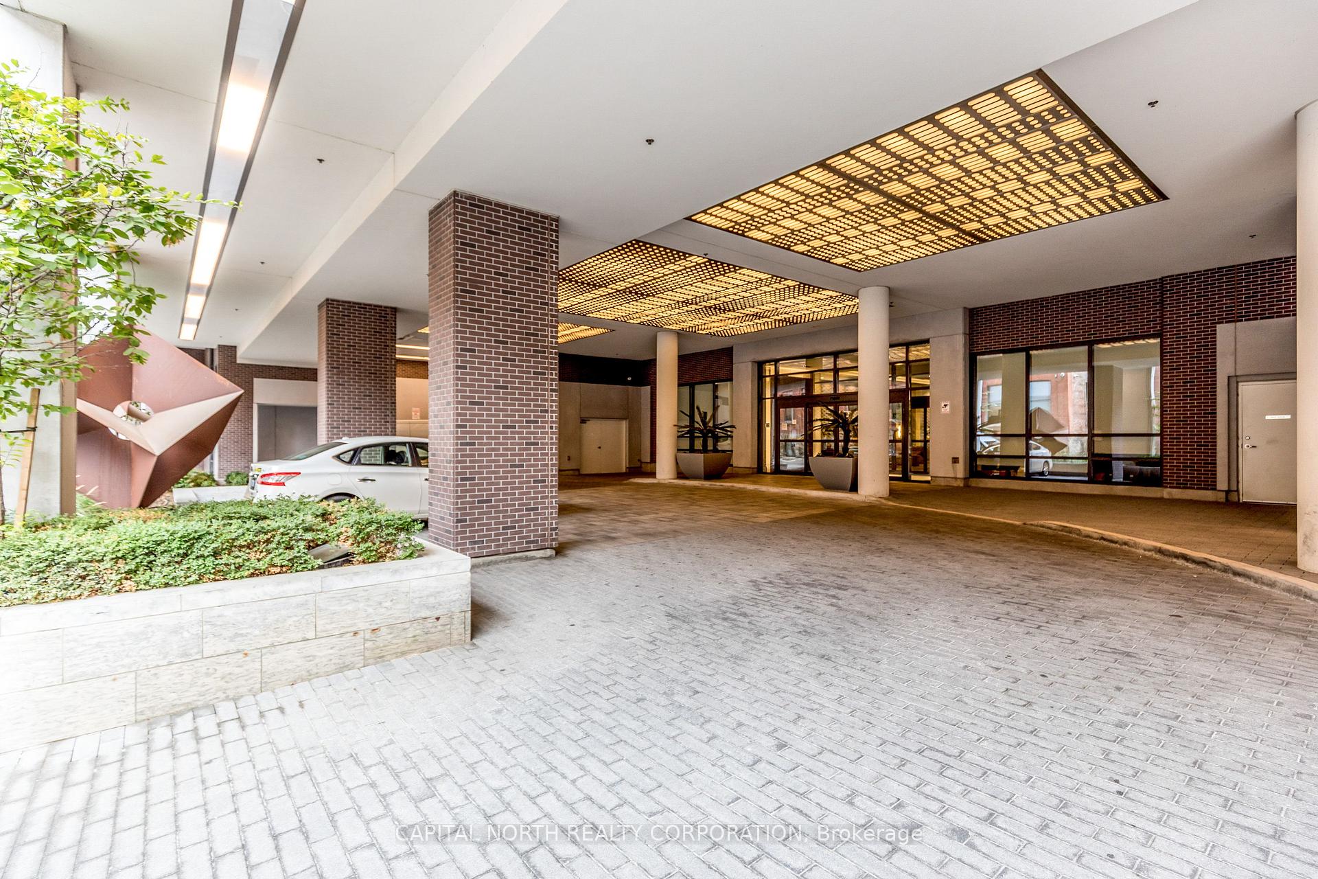 #PH105 - 460 Adelaide St E, Toronto, ON M5A0E7 | 2 Bedroom 2 Bathroom Condo Apt | Image 36