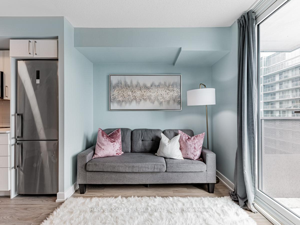 #902 - 38 Monte Kwinter Crt, Toronto, ON M3H0E2 | 1 Bedroom 1 Bathroom Condo Apt | Image 14