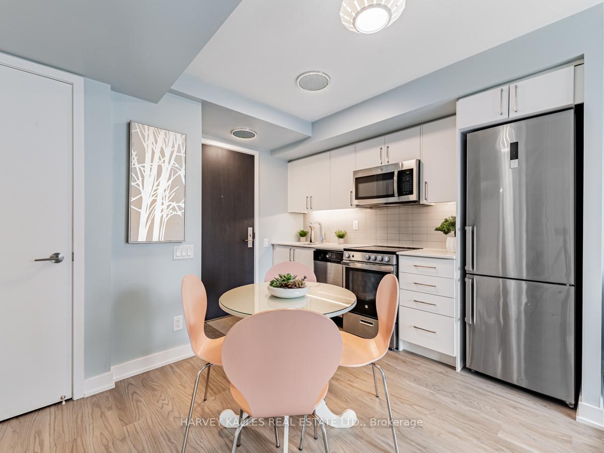 #902 - 38 Monte Kwinter Crt, Toronto, ON M3H0E2 | 1 Bedroom 1 Bathroom Condo Apt | Image 6