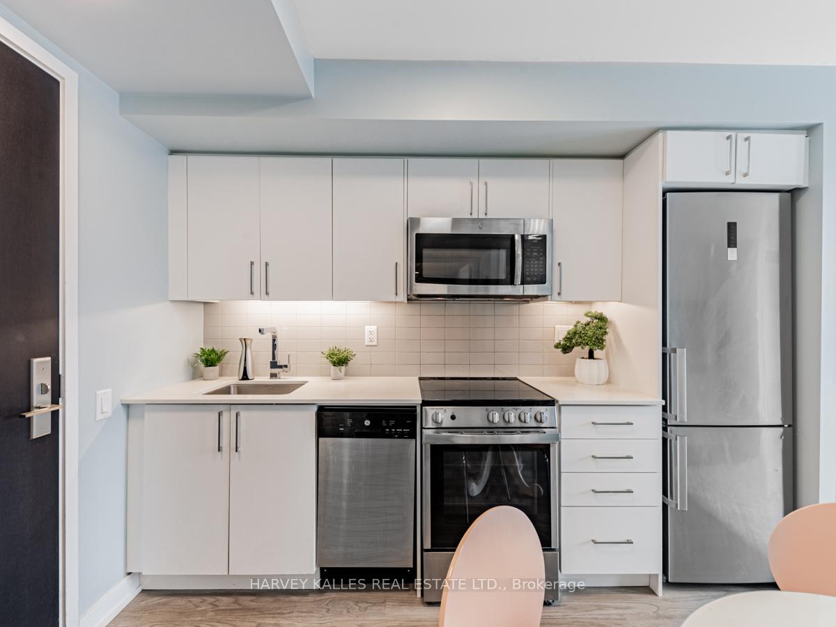 #902 - 38 Monte Kwinter Crt, Toronto, ON M3H0E2 | 1 Bedroom 1 Bathroom Condo Apt | Image 9