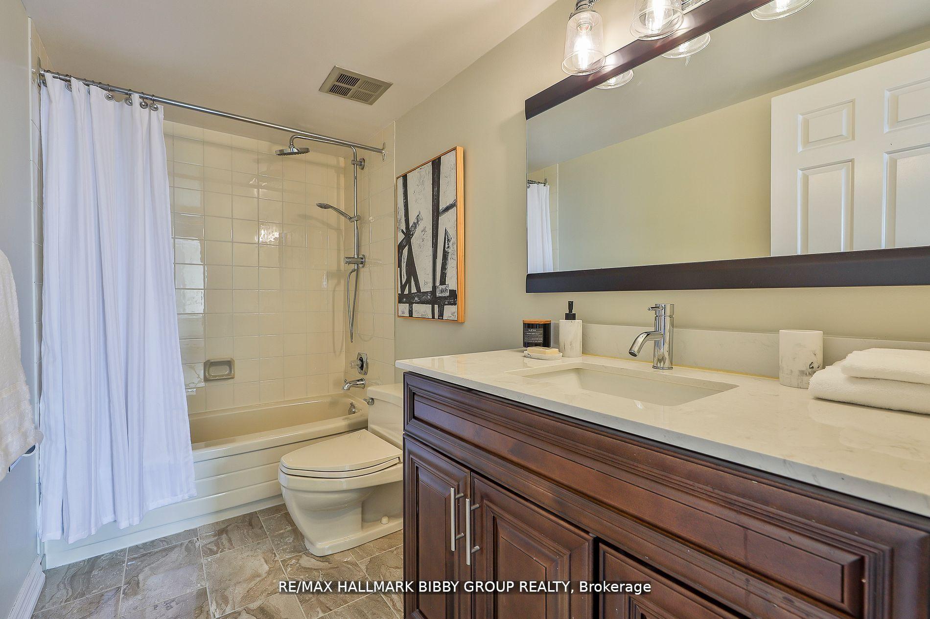 #803 - 160 Frederick St, Toronto, ON M5A4H9 | 2 Bedroom 2 Bathroom Condo Apt | Image 24