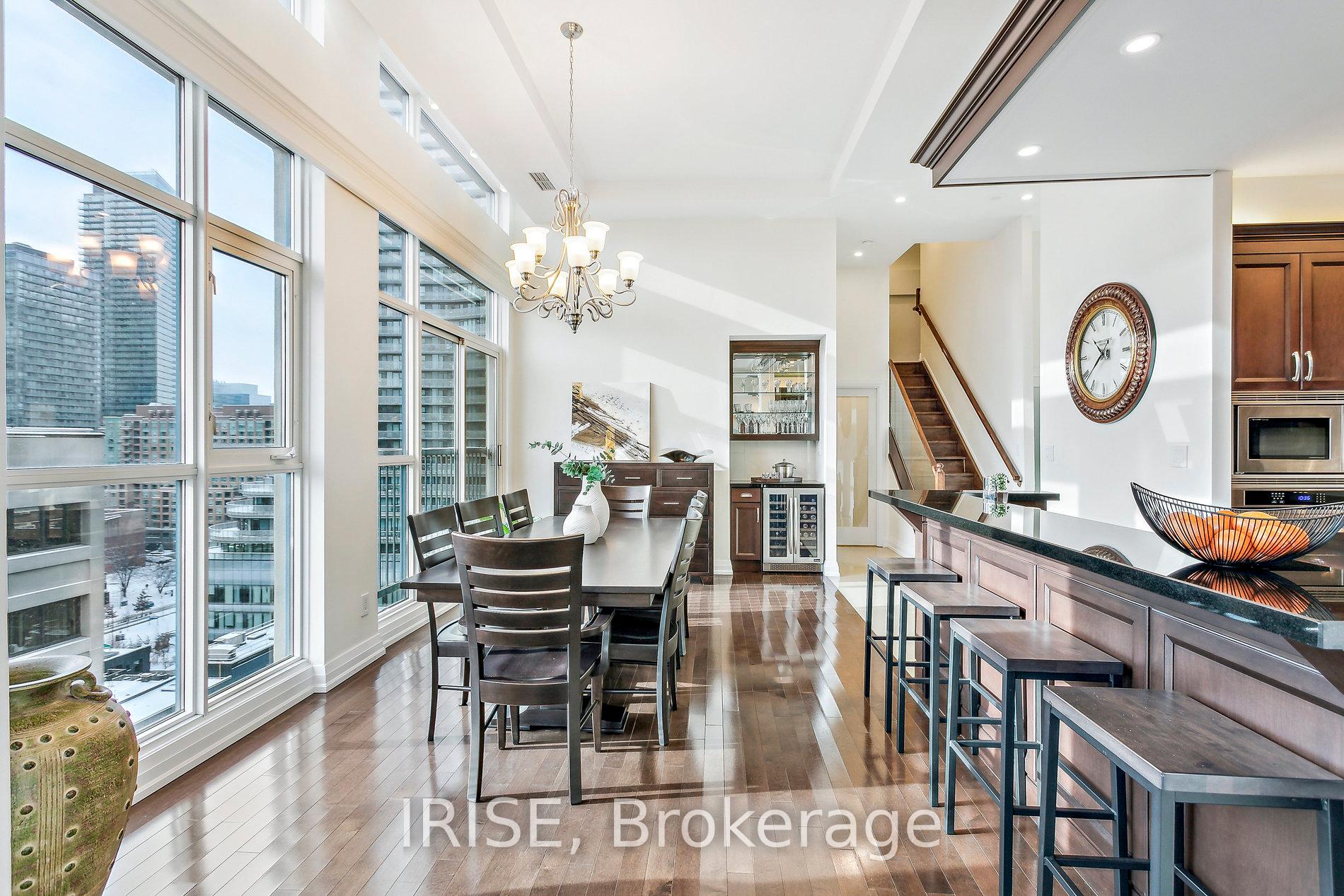 #Ph1 - 8 Wellesley St E, Toronto, ON M4Y3B2 | 3 Bedroom 3 Bathroom Condo Apt | Image 1