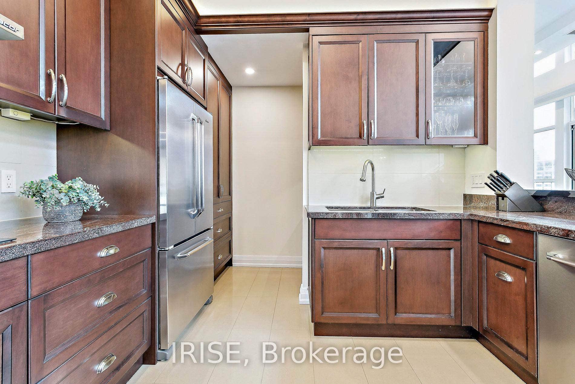 #Ph1 - 8 Wellesley St E, Toronto, ON M4Y3B2 | 3 Bedroom 3 Bathroom Condo Apt | Image 15