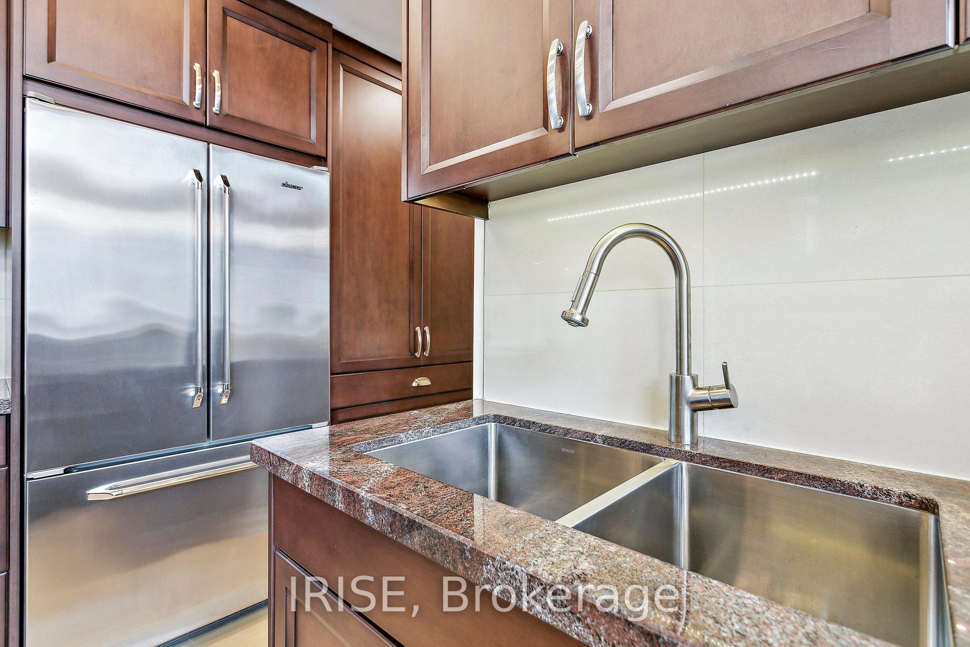 #Ph1 - 8 Wellesley St E, Toronto, ON M4Y3B2 | 3 Bedroom 3 Bathroom Condo Apt | Image 17