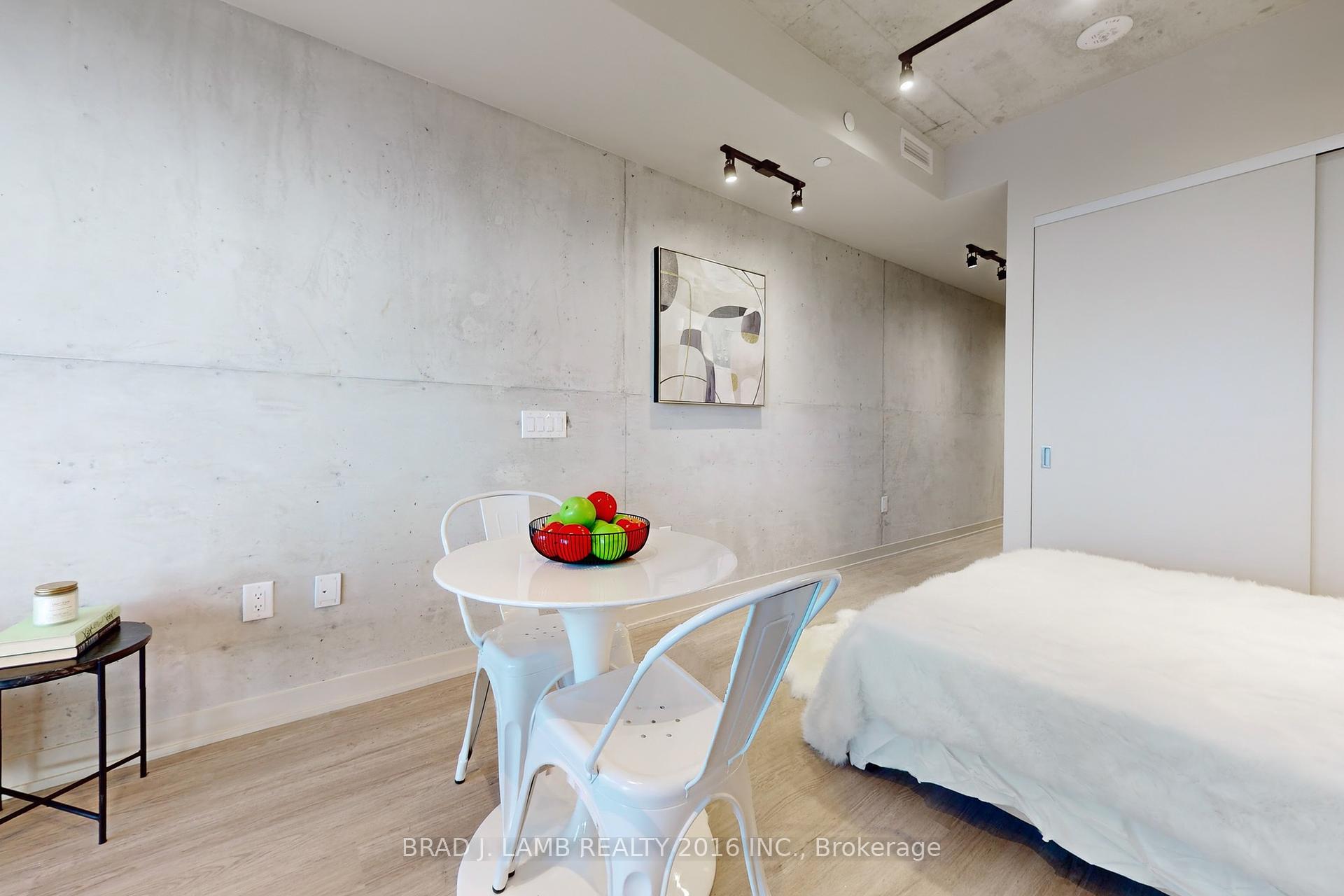 #1014 - 195 McCaul St, Toronto, ON M5T0E5 | 1 Bedroom 1 Bathroom Condo Apt | Image 13