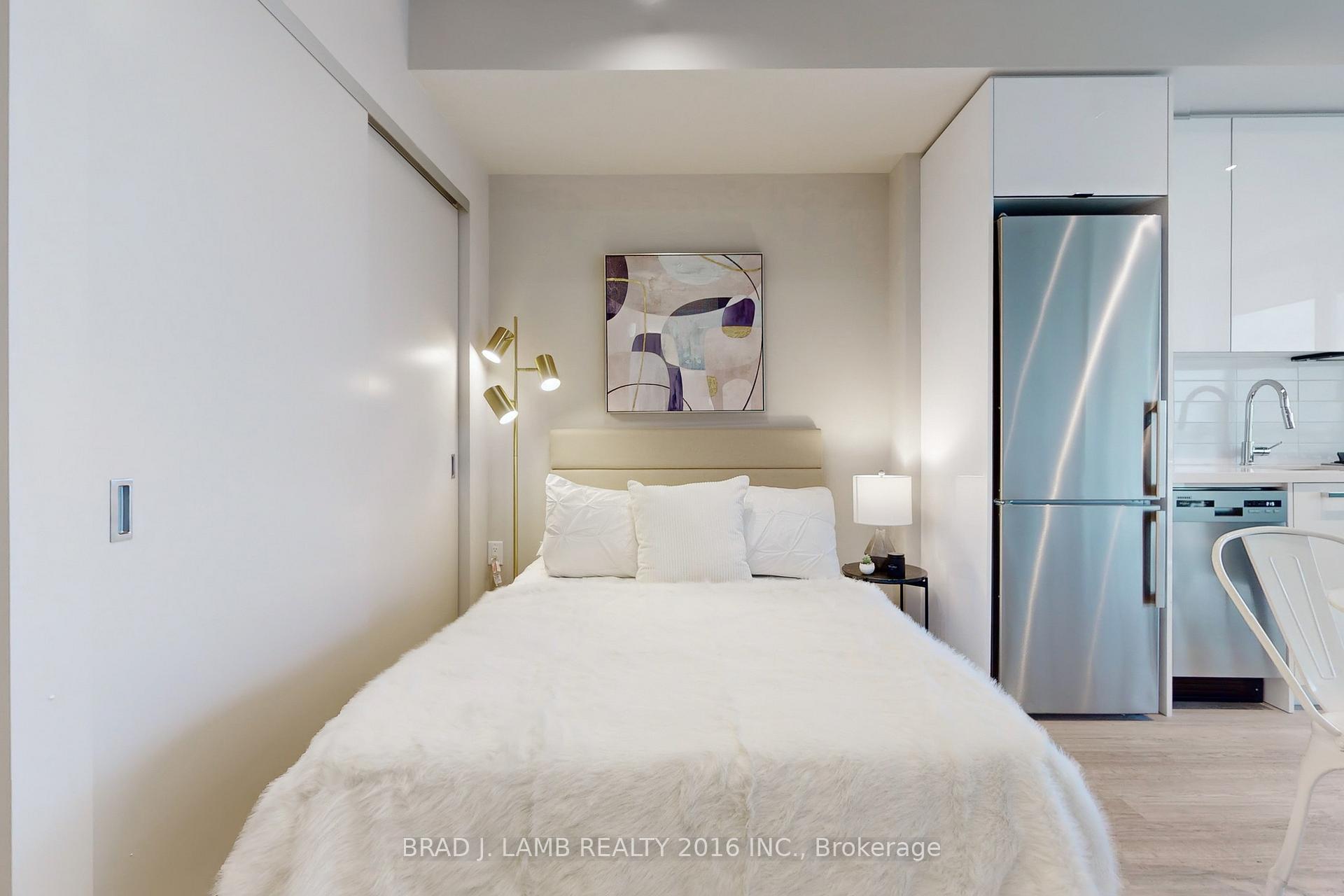 #1014 - 195 McCaul St, Toronto, ON M5T0E5 | 1 Bedroom 1 Bathroom Condo Apt | Image 14