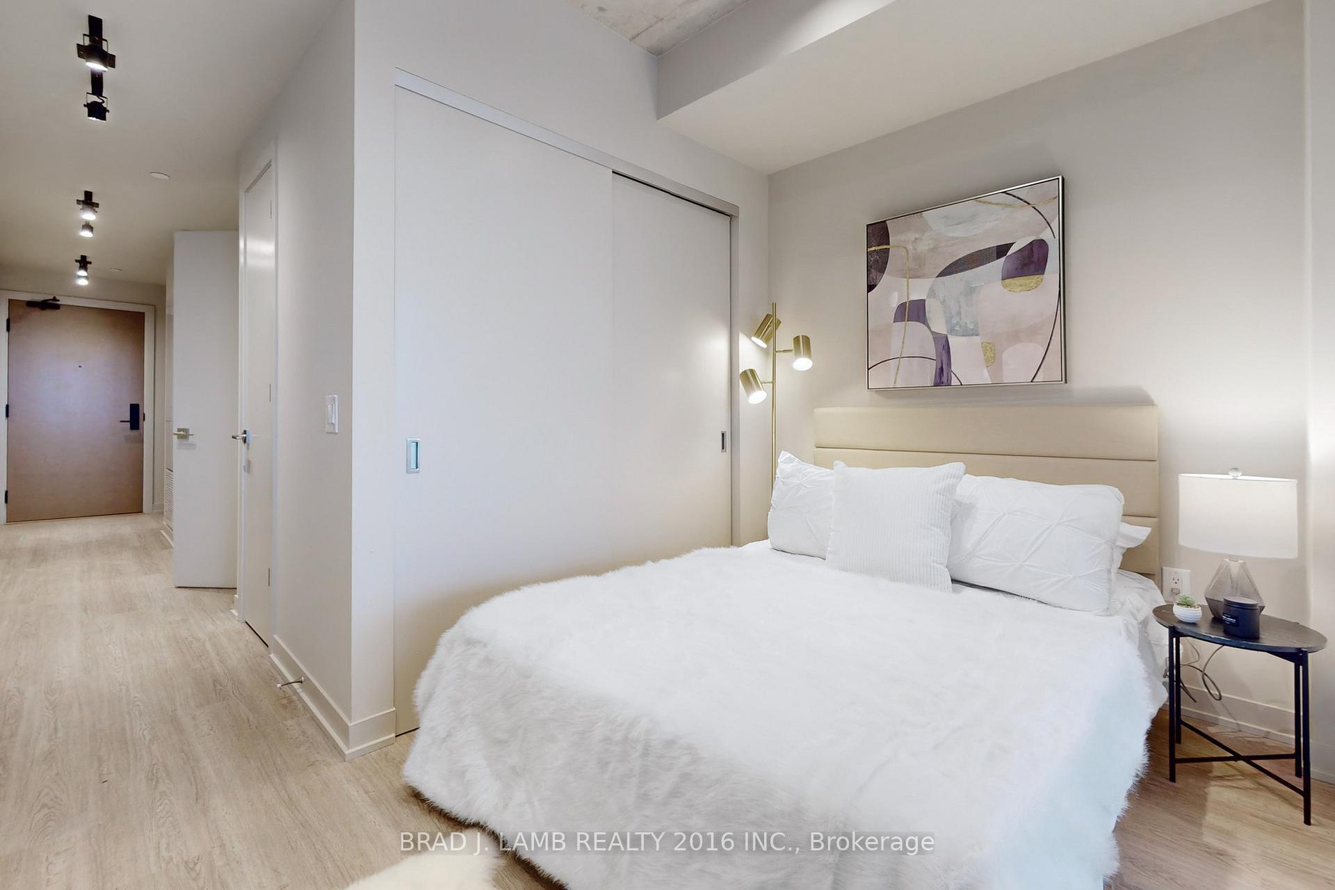 #1014 - 195 McCaul St, Toronto, ON M5T0E5 | 1 Bedroom 1 Bathroom Condo Apt | Image 15