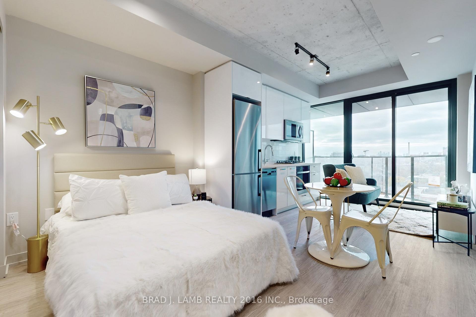 #1014 - 195 McCaul St, Toronto, ON M5T0E5 | 1 Bedroom 1 Bathroom Condo Apt | Image 2
