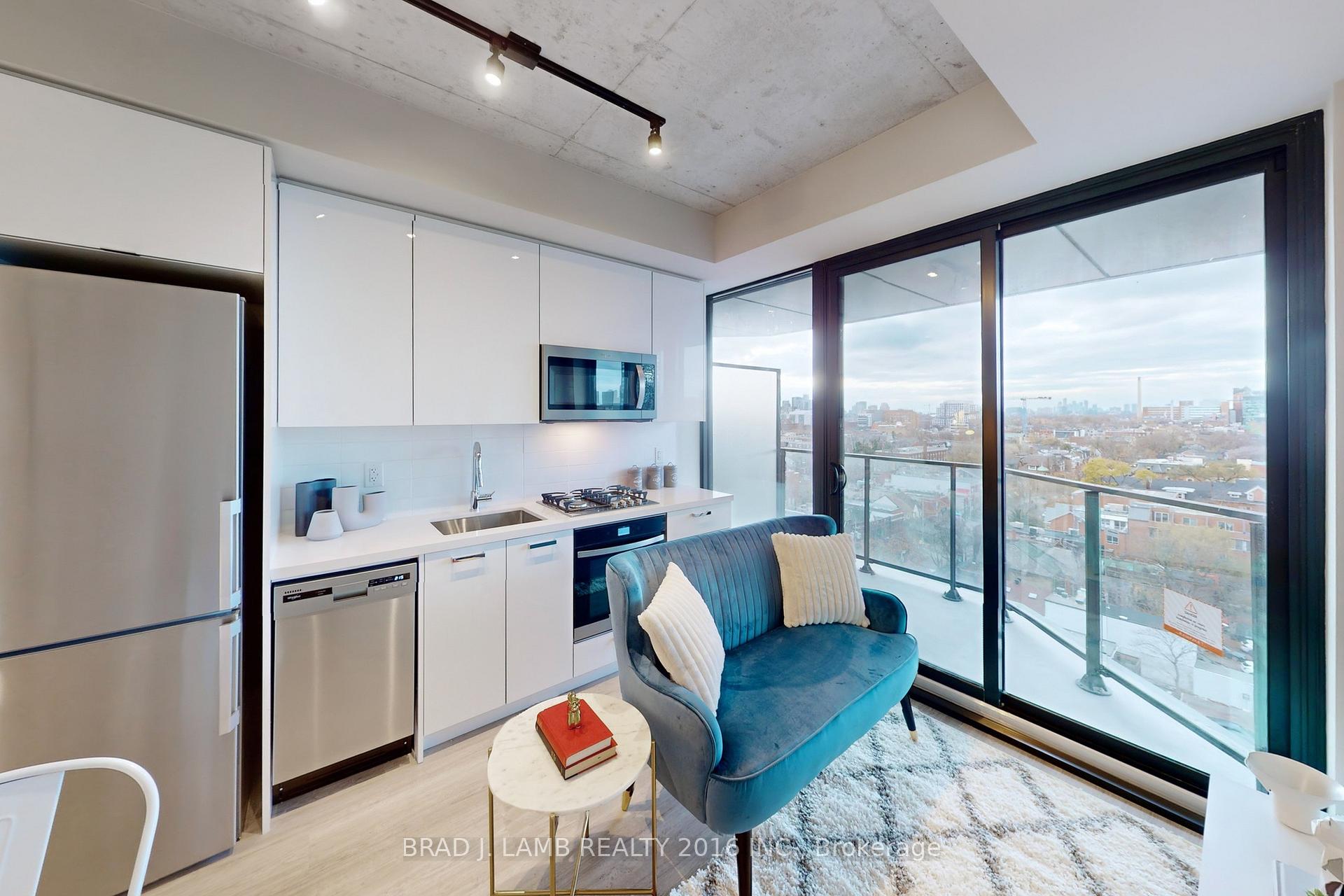 #1014 - 195 McCaul St, Toronto, ON M5T0E5 | 1 Bedroom 1 Bathroom Condo Apt | Image 3