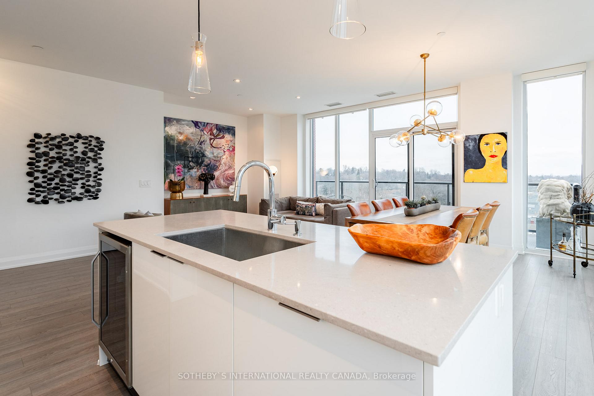 #611 - 1 Belsize Dr, Toronto, ON M4S0B9 | 2 Bedroom 3 Bathroom Condo Apt | Image 14