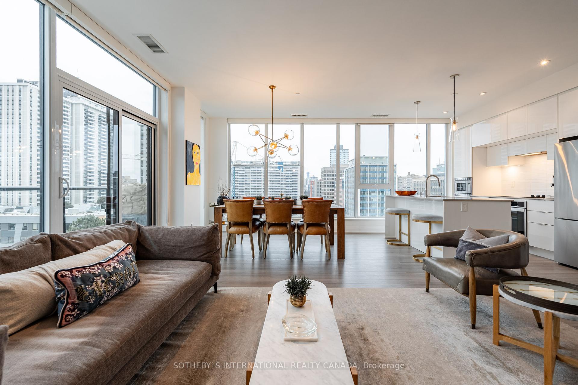 #611 - 1 Belsize Dr, Toronto, ON M4S0B9 | 2 Bedroom 3 Bathroom Condo Apt | Image 9