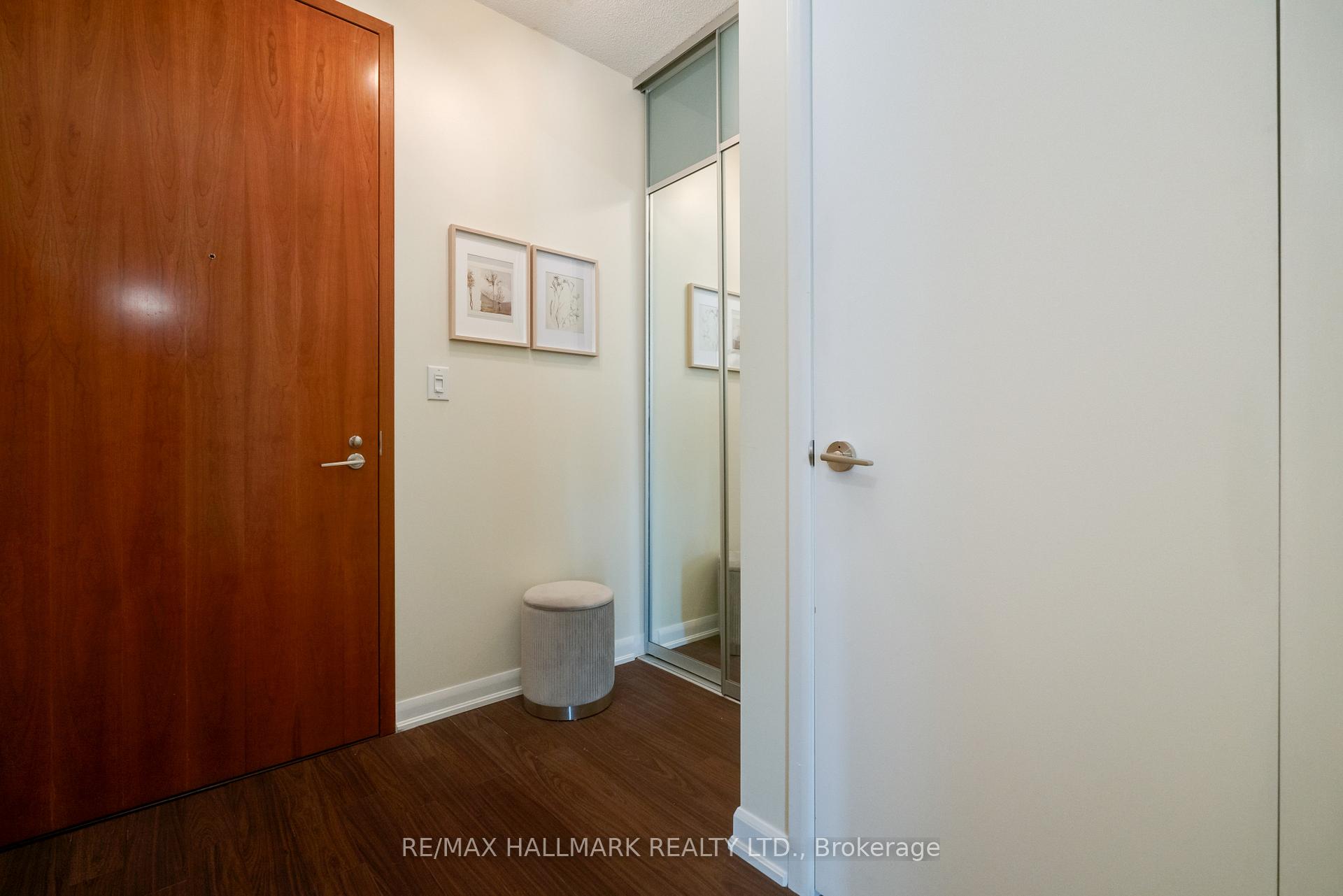 #1210 - 205 Frederick St, Toronto, ON M5A4V3 | 2 Bedroom 2 Bathroom Condo Apt | Image 21